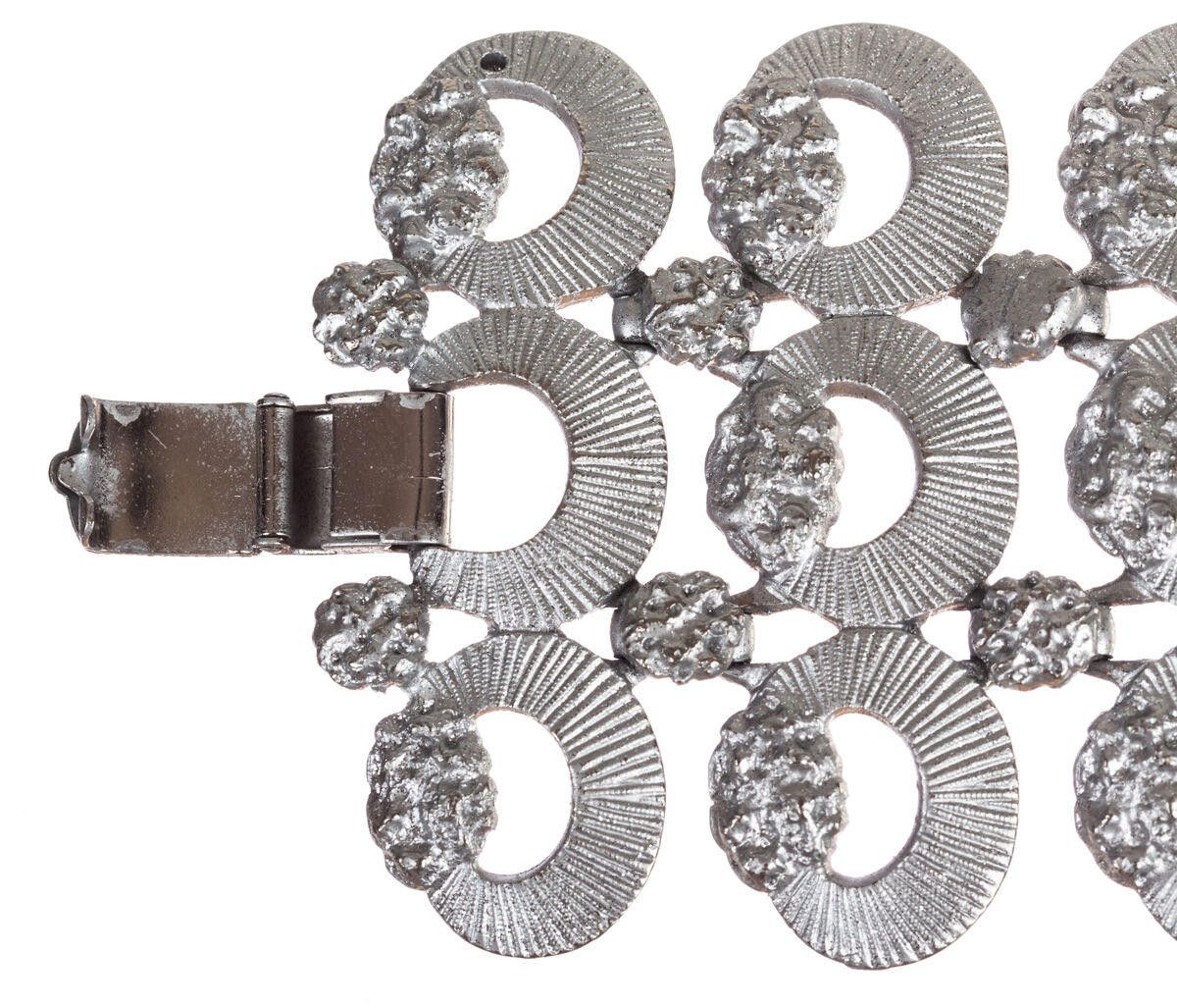 Monet Monet Egyptian Revival Inspired Silver Tone Bracelet Size ONE SIZE - 4 Thumbnail