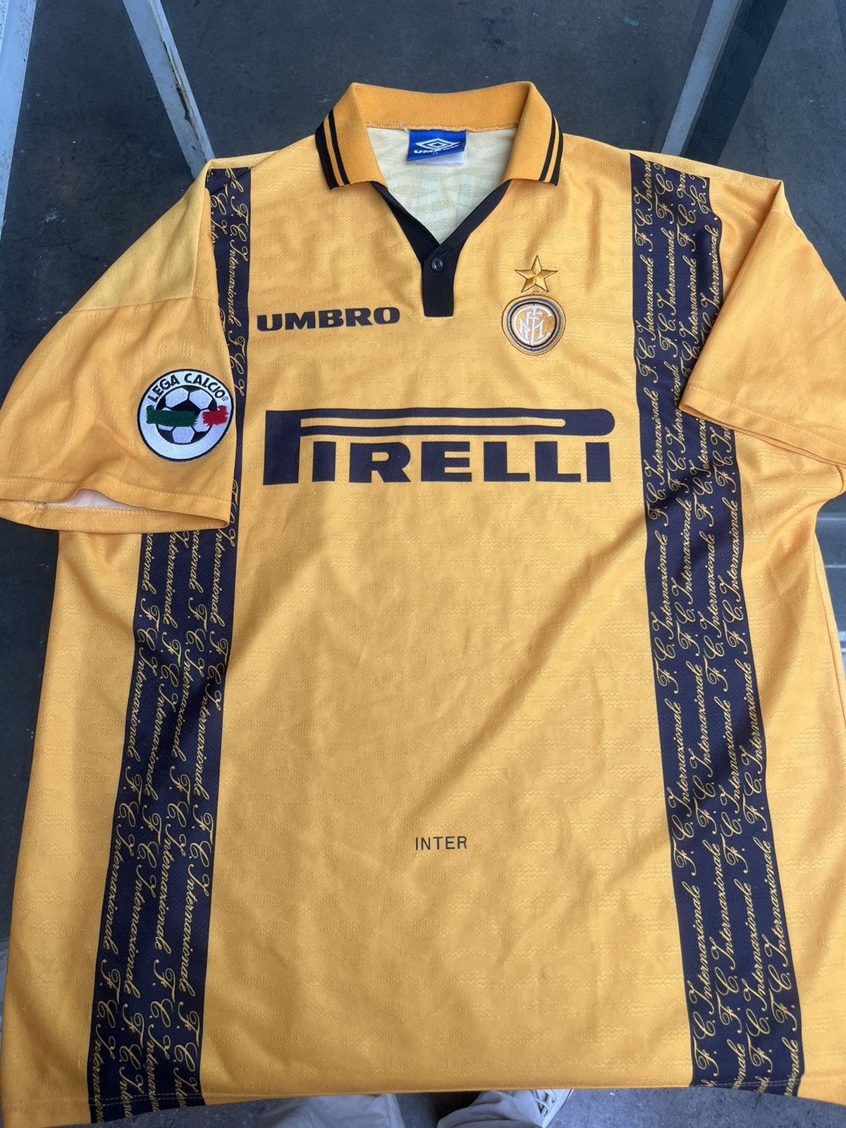 Vintage Ronaldo Nazario Inter Milan kit Size US L / EU 52-54 / 3 - 1 Thumbnail