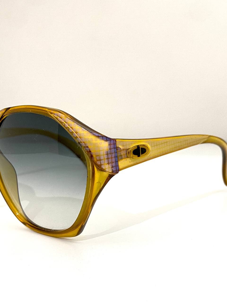 Dior Christian Dior CD Logo Oversized Retro Sunglasses Vintage Size ONE SIZE - 5 Thumbnail