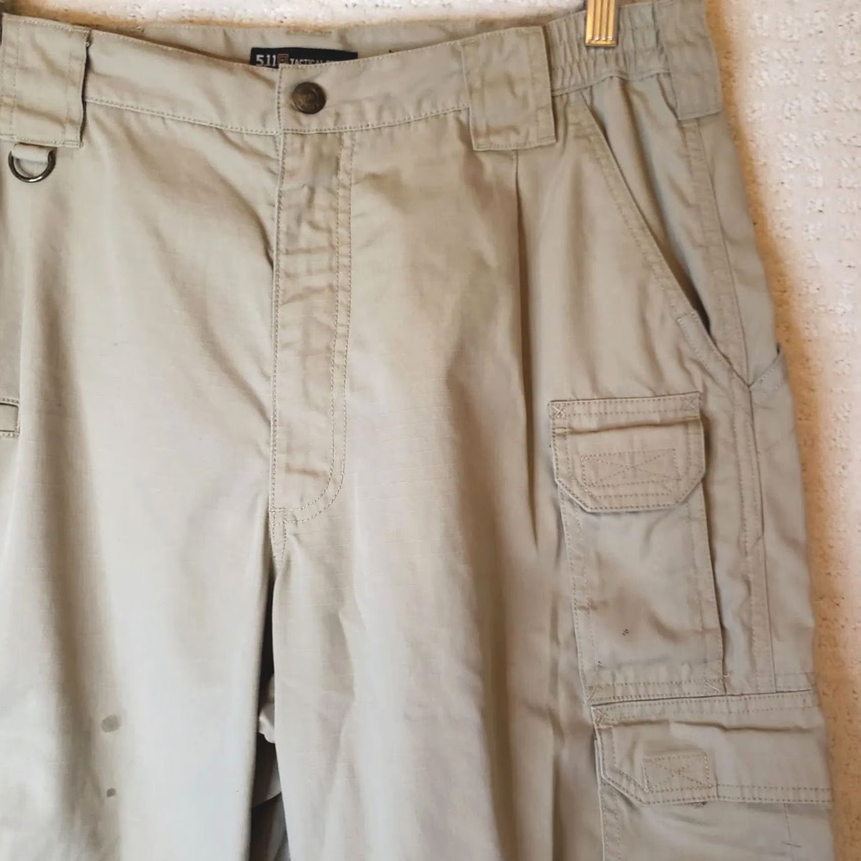 Vintage 5.11 Tactical Series Mens Pants Regular 34x34 Tan Beige Cargo Pockets Outdoor 34 Inseam Mens Reg Size US 34 / EU 50 - 4 Thumbnail