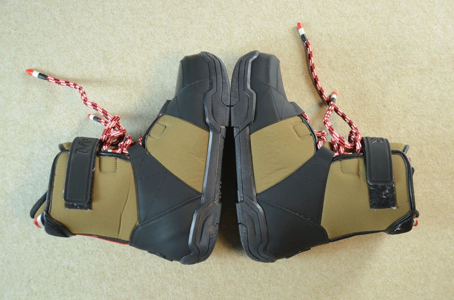 Moncler Moncler Ski Boots Olive Green 42 Thick Size US 9 / EU 42 - 8 Thumbnail