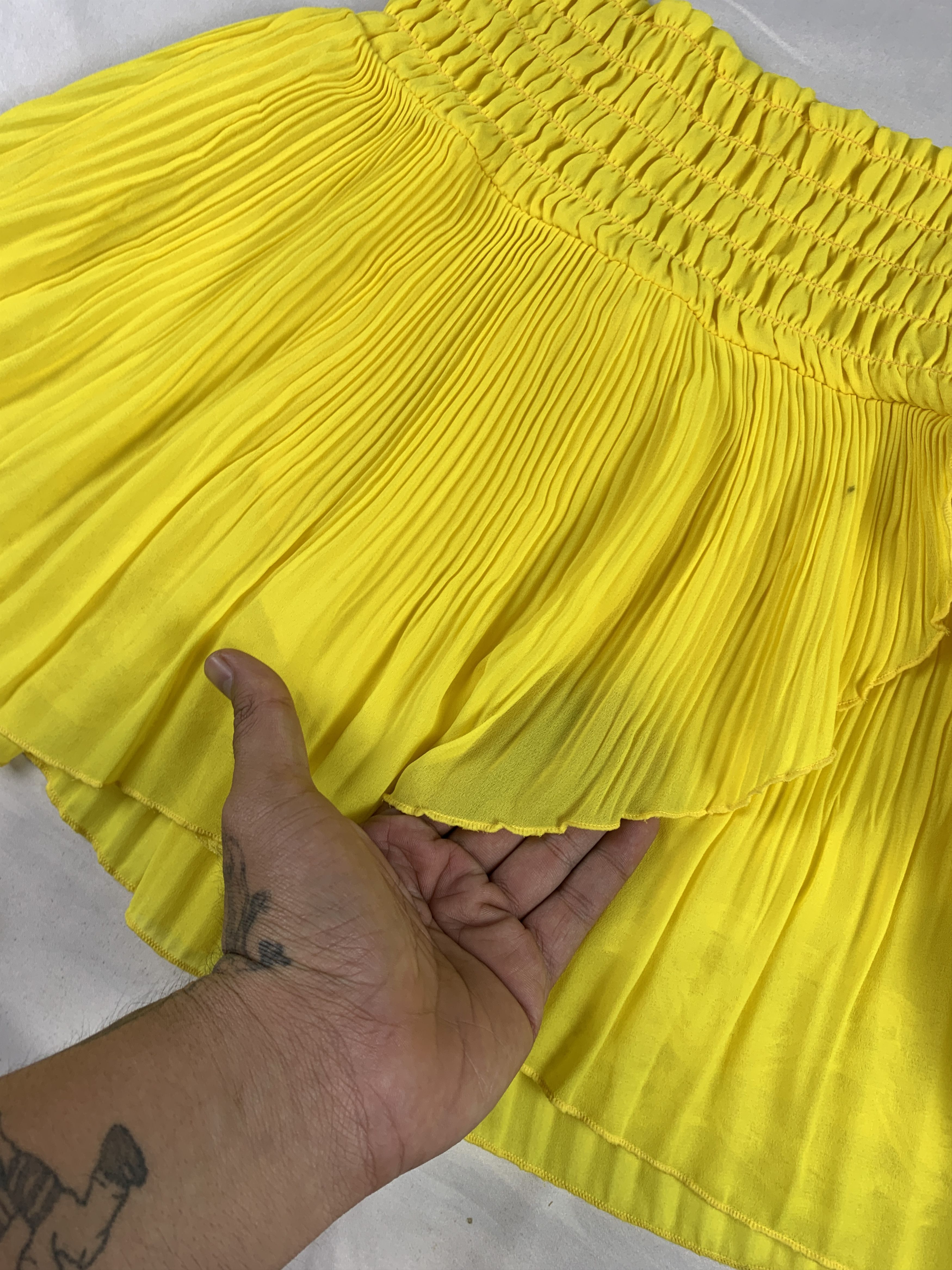 Lip Service Lip Service Yellow Pleated Trim Mini Skirt (26-29) Size 26" / US 2 / IT 38 - 8 Thumbnail