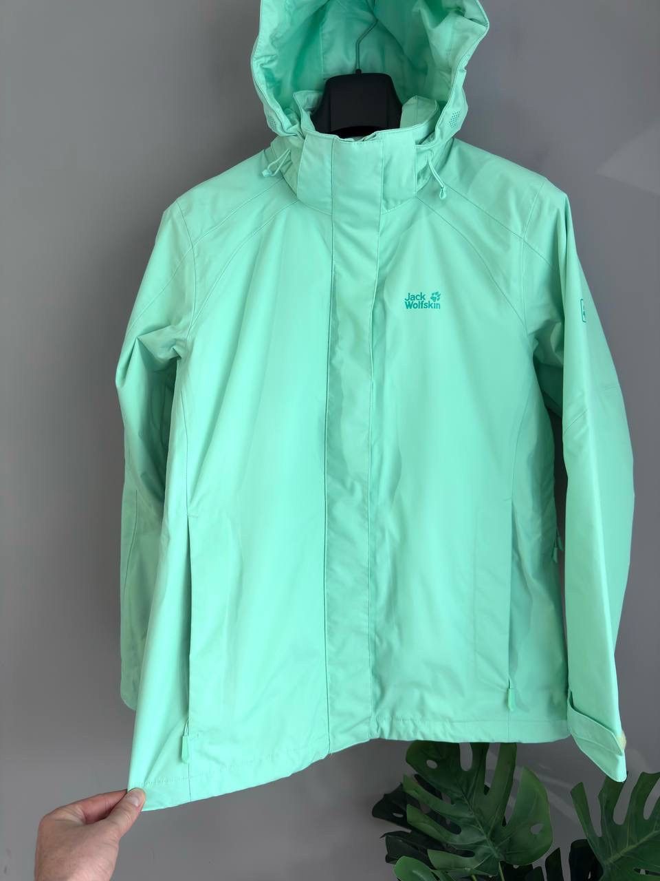Jack Wolfskin Jack Wolfskin The Esmeraldas Women Waterproof Outdoor Jacket Size US M / EU 48-50 / 2 - 7 Thumbnail