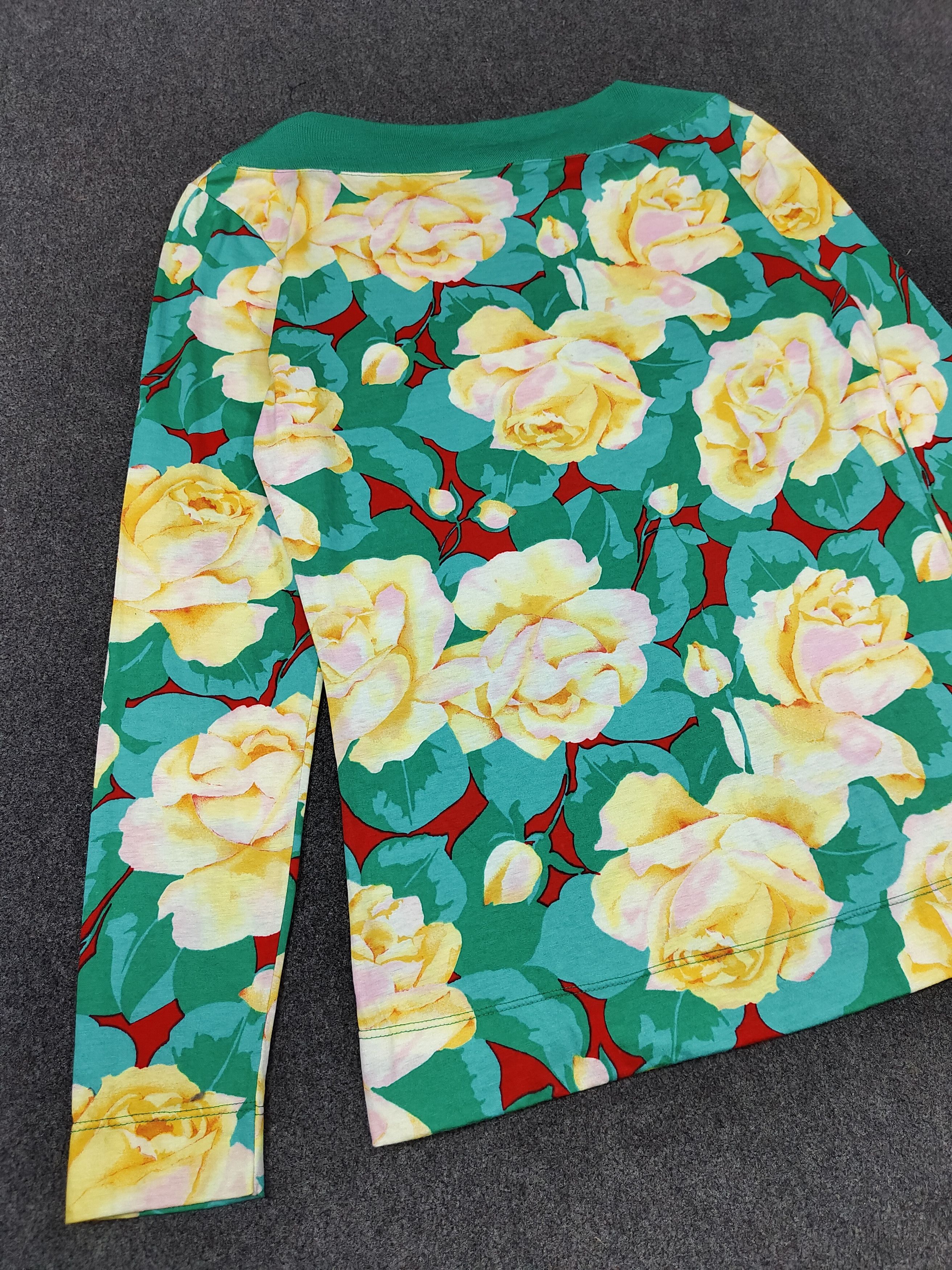 Gucci 80s Gucci- Archive Floral Rose Print Wide Round Neckline Top Size M / US 6-8 / IT 42-44 - 11 Thumbnail