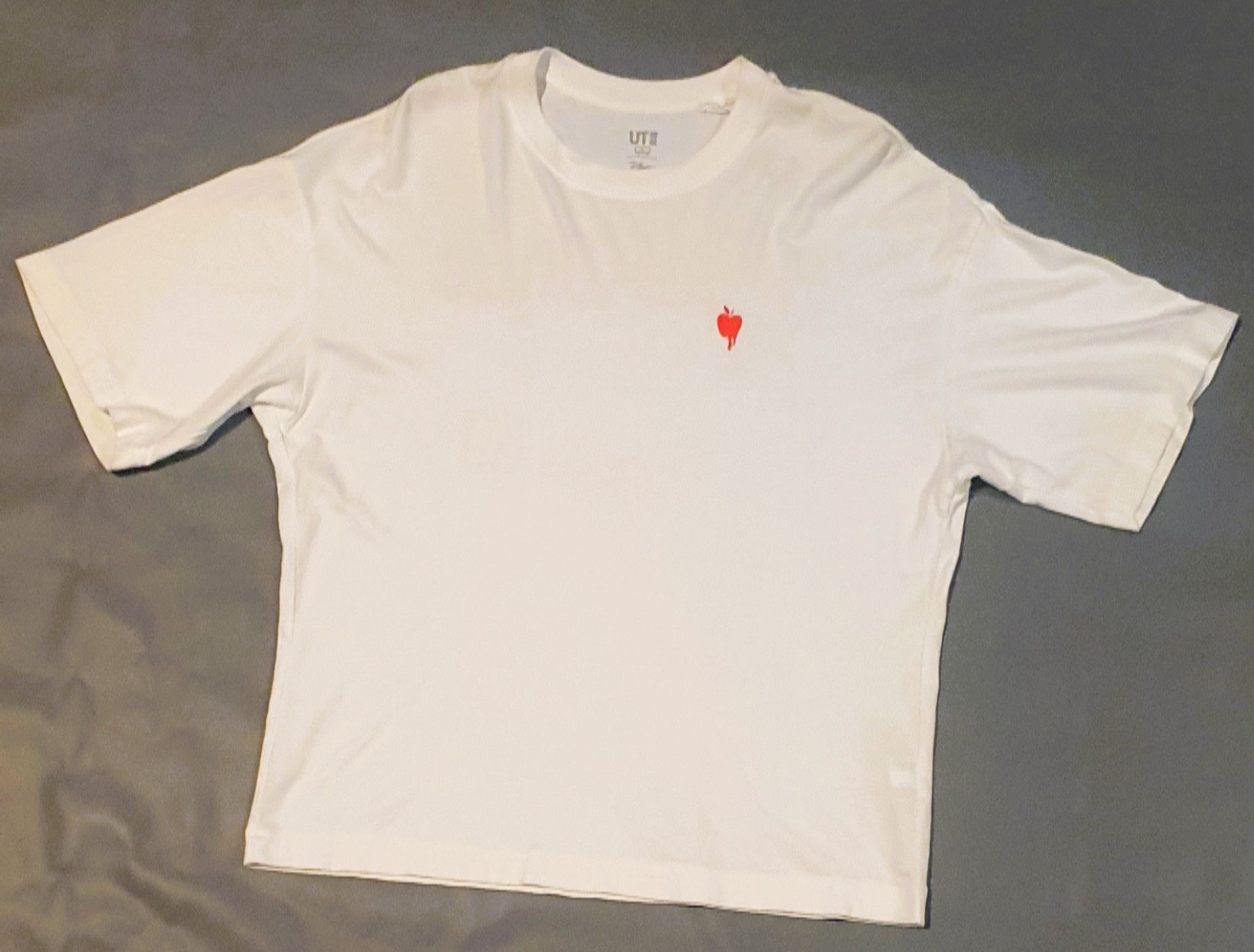 Uniqlo Uniqlo Disney Snow White Size L / US 10 / IT 46 - 1 Thumbnail