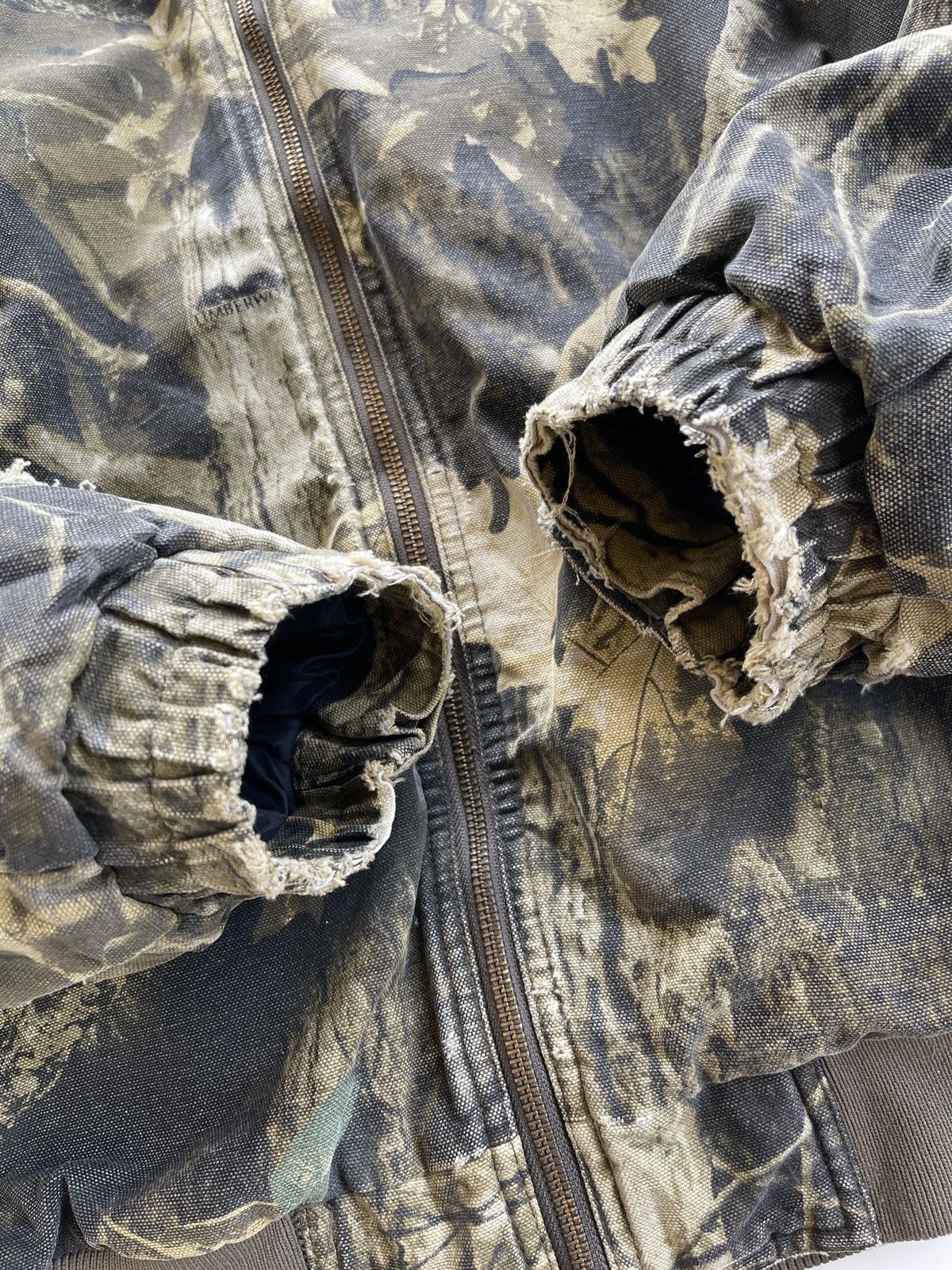 Columbia Vintage Columbia Mossy Oaks Realtree Distressed Jacket Size US XL / EU 56 / 4 - 18 Thumbnail