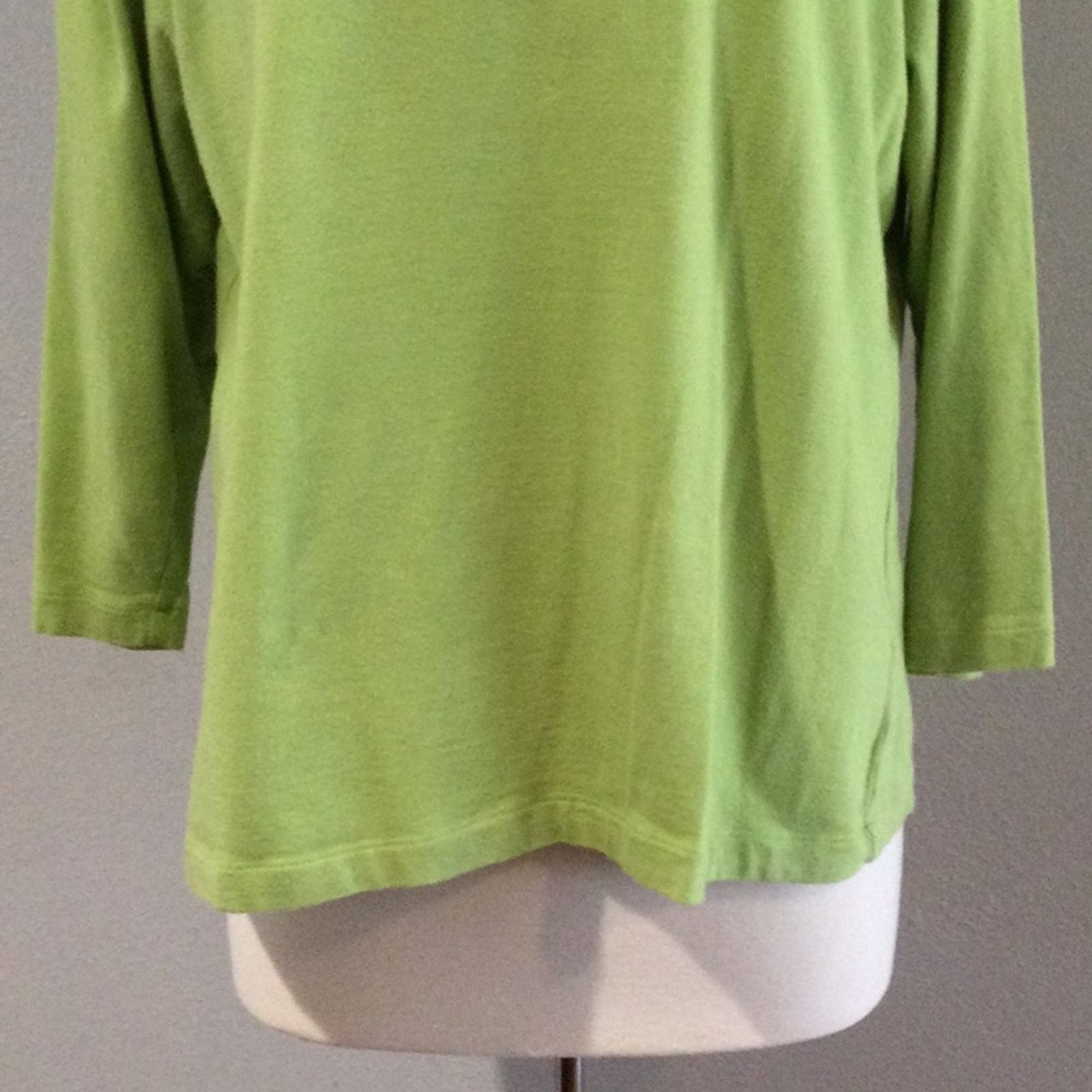 Chicos Chico's Green &White V-Neck 3/4 Sleeve Pullover Top 3/XL/16 Size XL / US 12-14 / IT 48-50 - 3 Thumbnail