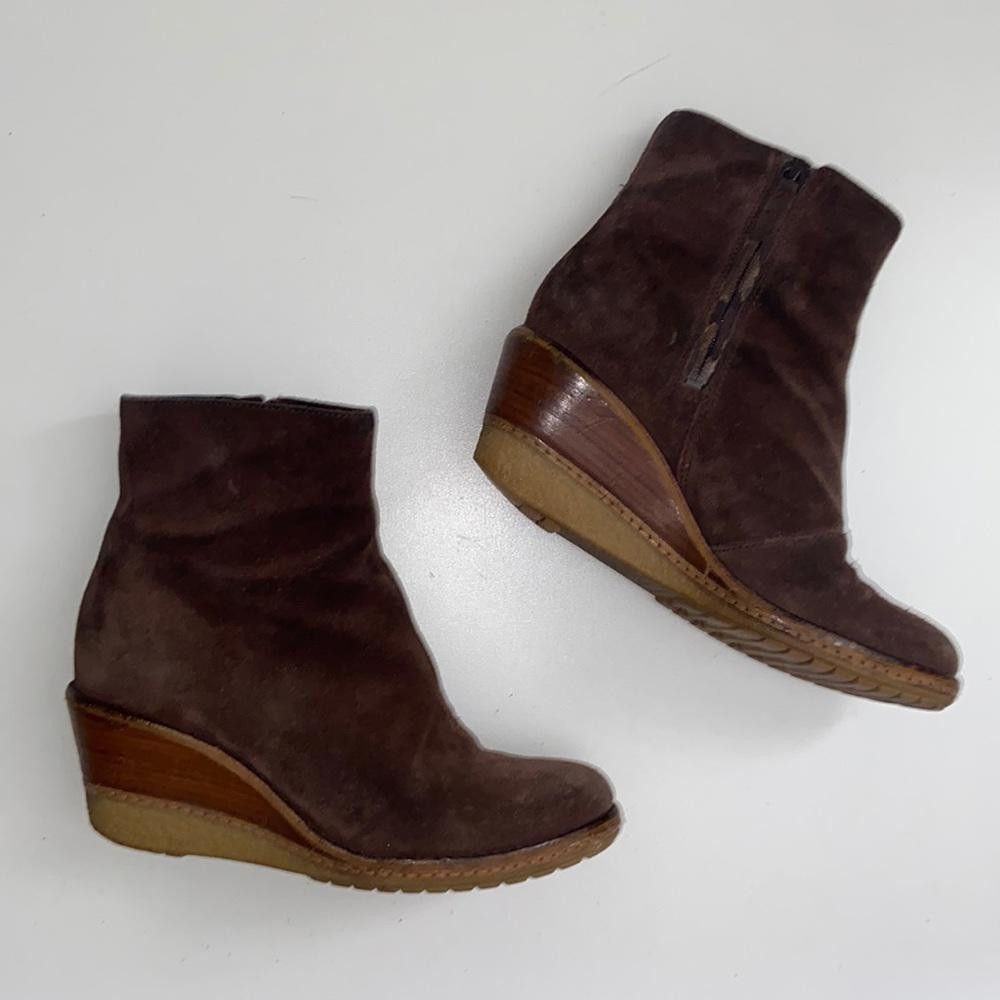 Cole Haan Cole Haan l Rayna Suede Wedge Bootie in Chestnut Size 5.5 Size US 5.5 / IT 35.5 - 2 Thumbnail