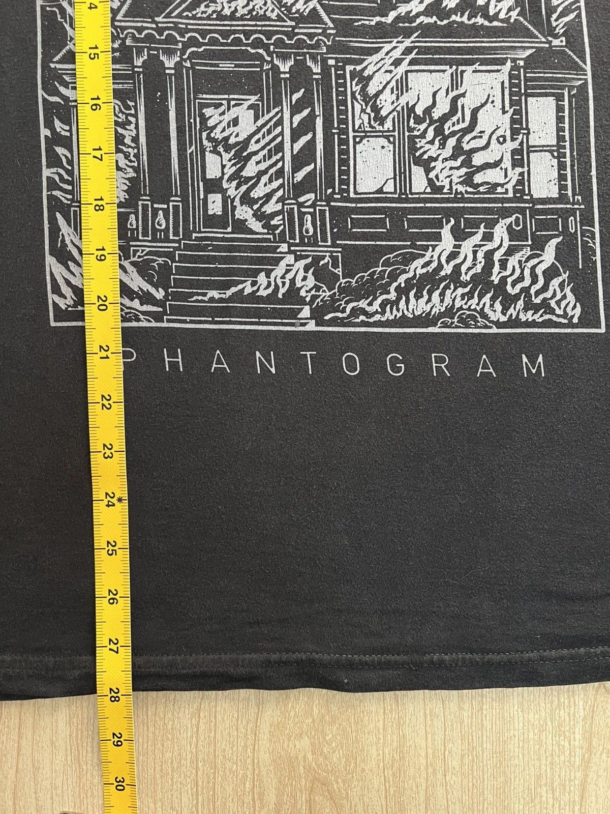 Band Tees hantogram 2016 Tour T Shirt Burning House Band Tee L Size US L / EU 52-54 / 3 - 7 Thumbnail