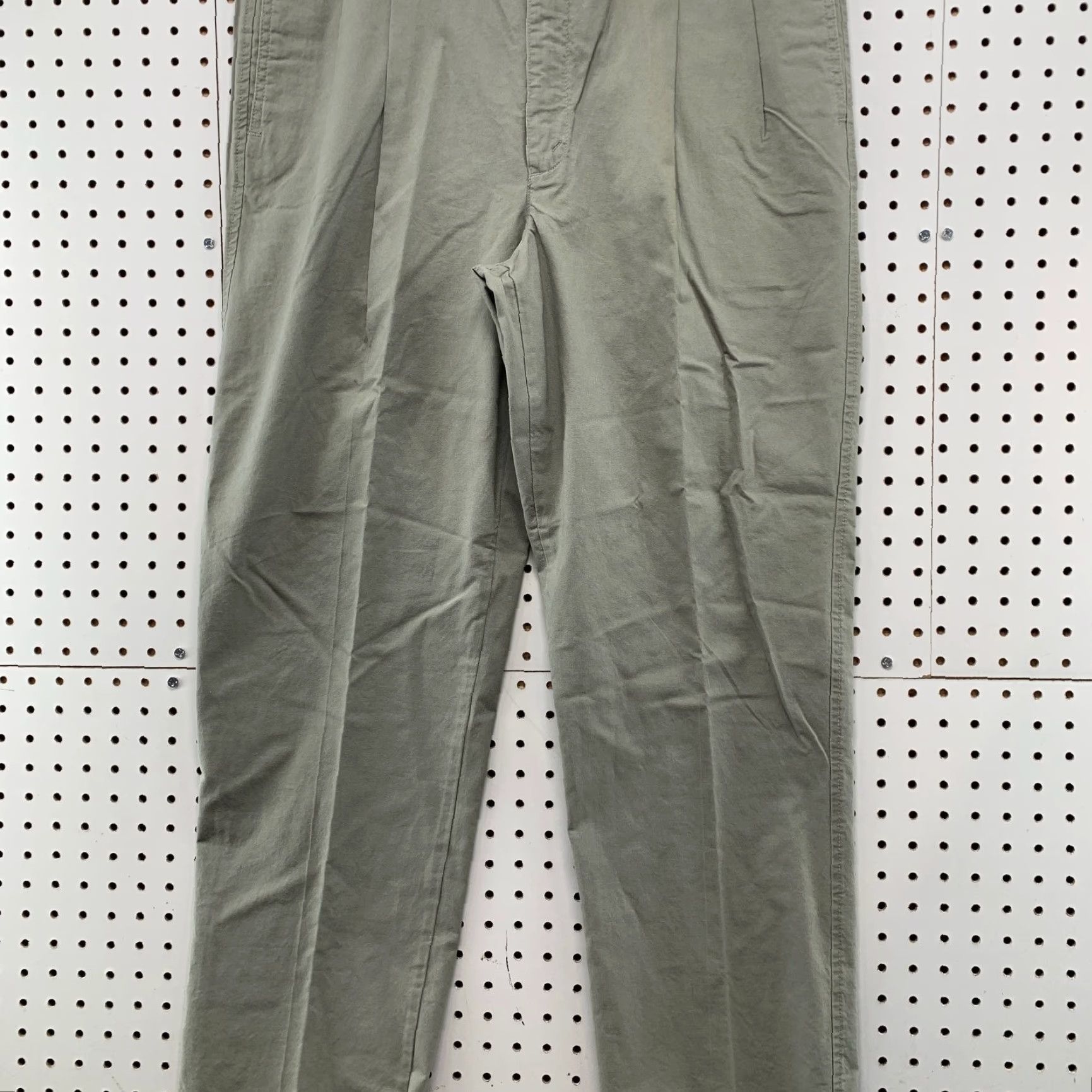 Dockers Dockers Pants Mens 38x30 Khaki Pleated Classic Straight Leg Chino Beige 30 Inseam Nwt Casual Belted Front Type: Pleated Mens Size US 38 / EU 54 - 5 Thumbnail