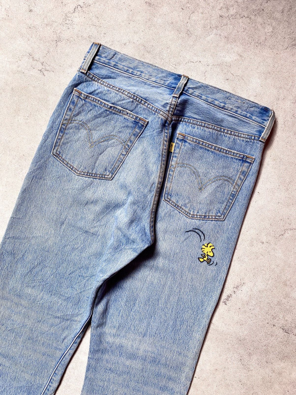 Levi's Levis 501 x Peanuts Snoopy Light Blue Jeans Size 28" / US 6 / IT 42 - 13 Thumbnail