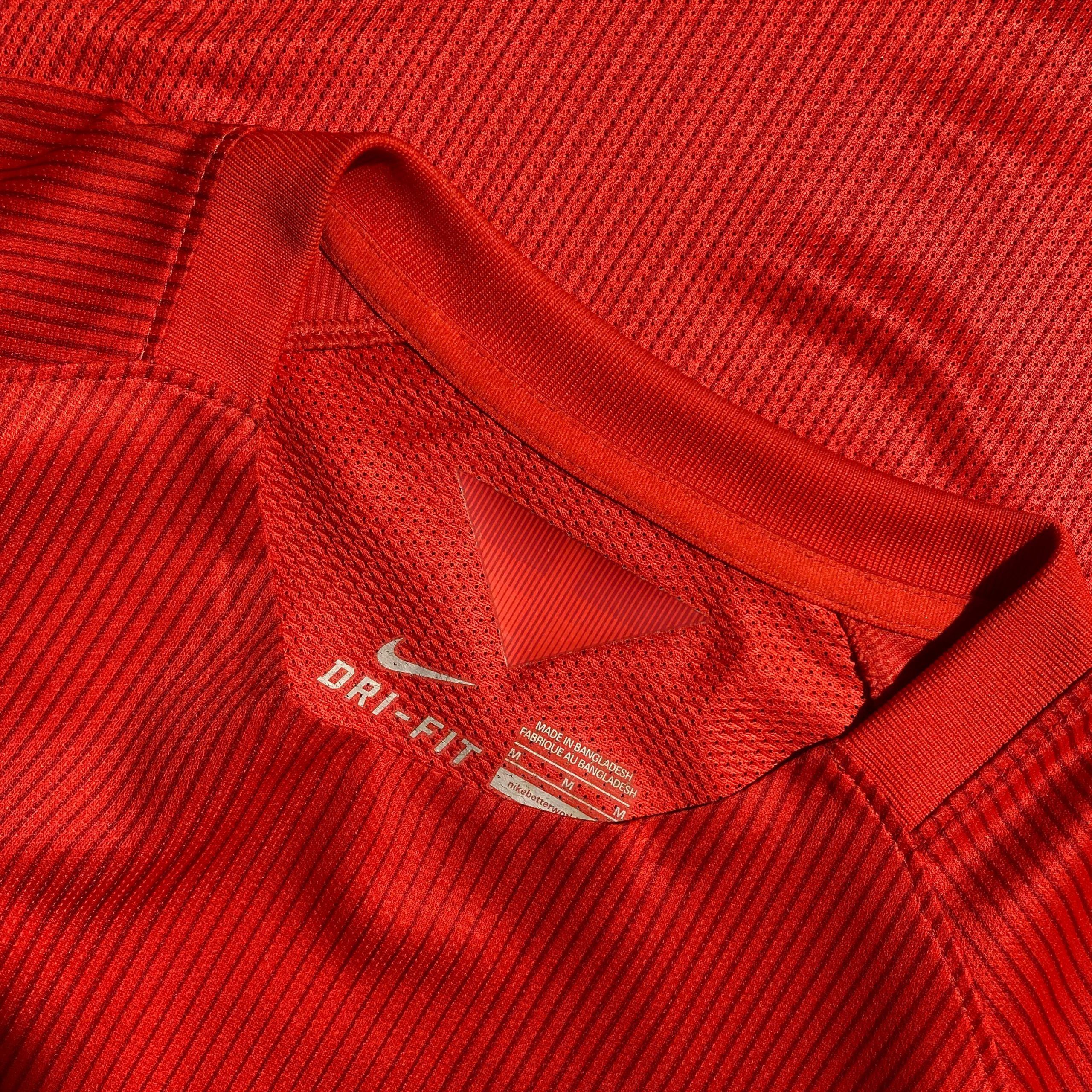Nike 2014 England Home P2R Nike 589593-600 Size US M / EU 48-50 / 2 - 5 Thumbnail