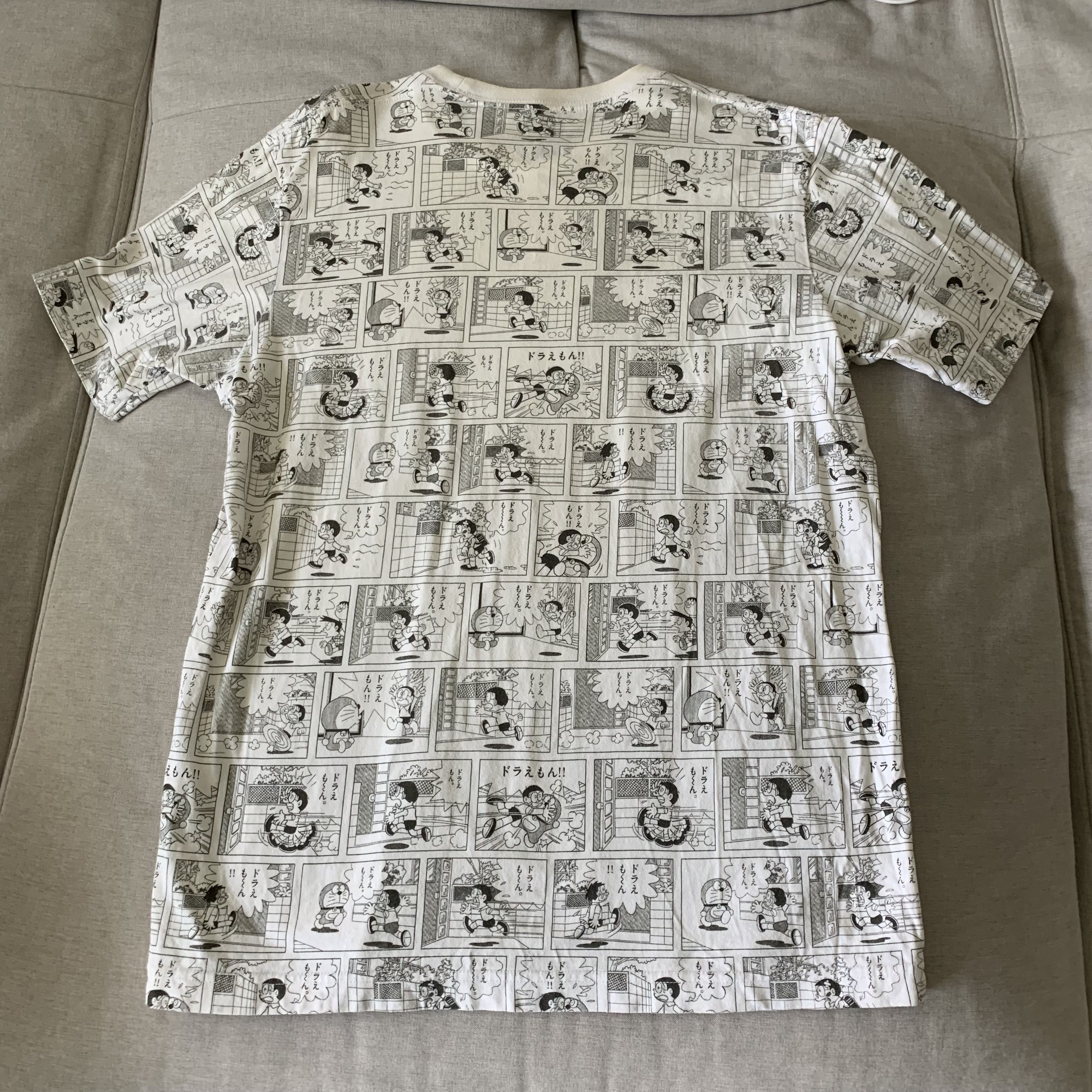 Uniqlo Uniqlo Doraemon Manga Tee Medium Size US M / EU 48-50 / 2 - 2 Thumbnail