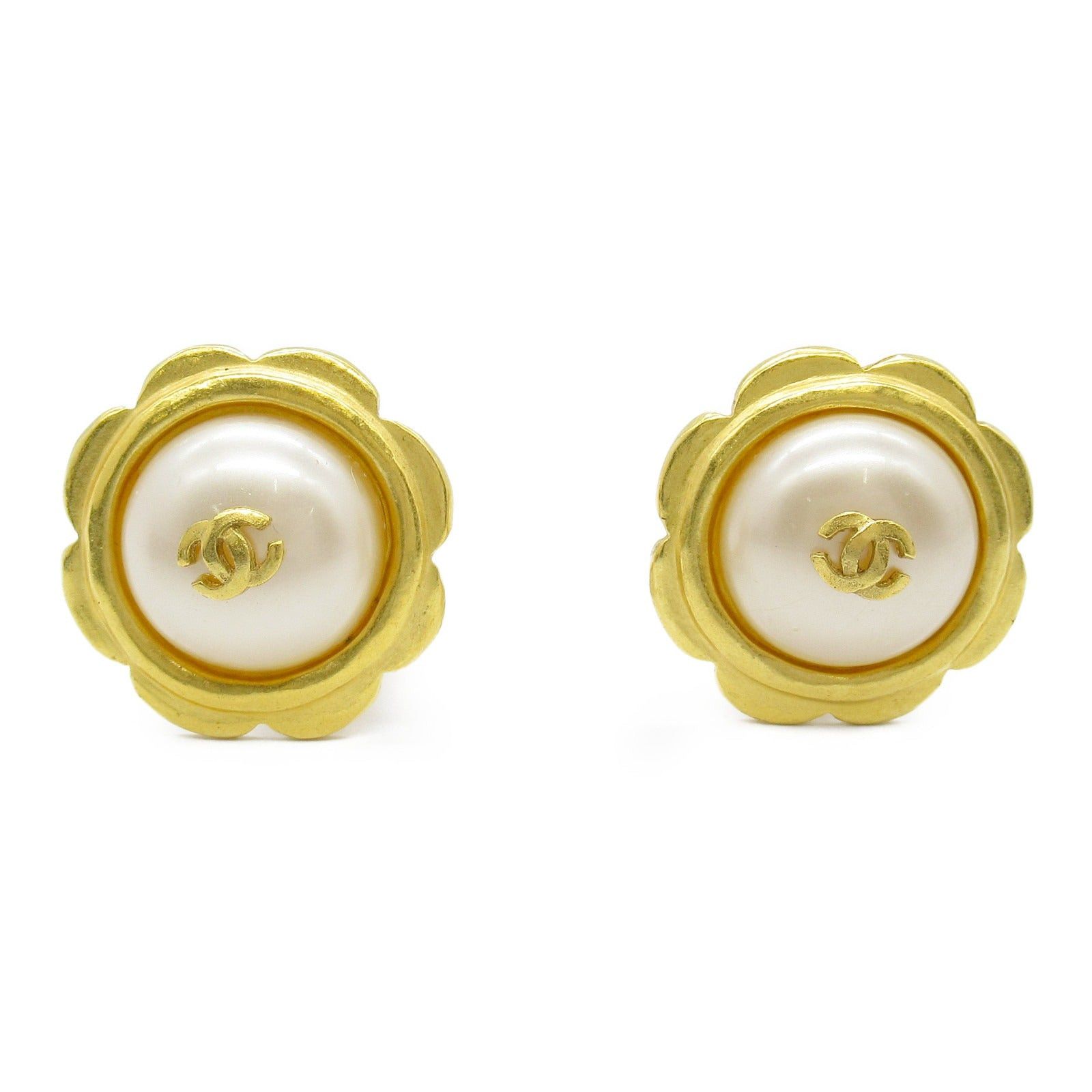 Chanel Chanel Fake Pearl Coco Mark Earrings Gp (Gold Plated) Gold White Size ONE SIZE - 1 Thumbnail