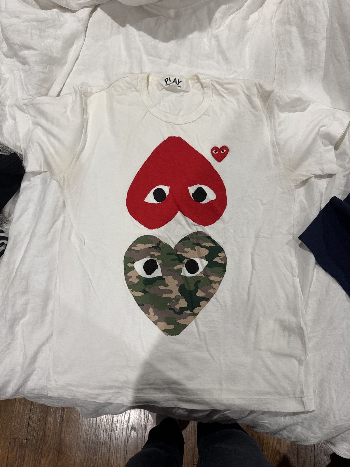 Comme des Garcons × Comme des Garcons PLAY Comme des Garcons Play Tshirt Size US XL / EU 56 / 4 - 1 Thumbnail