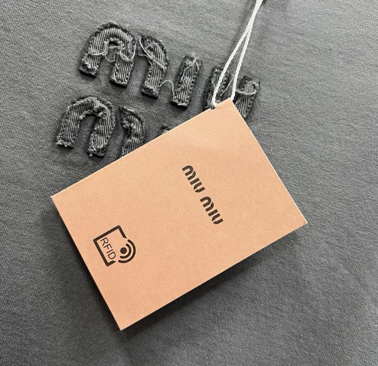 Miu Miu Miu Miu Light Grey Embroidered Logo Long Sleeve Top J41 Size US S / EU 44-46 / 1 - 5 Thumbnail