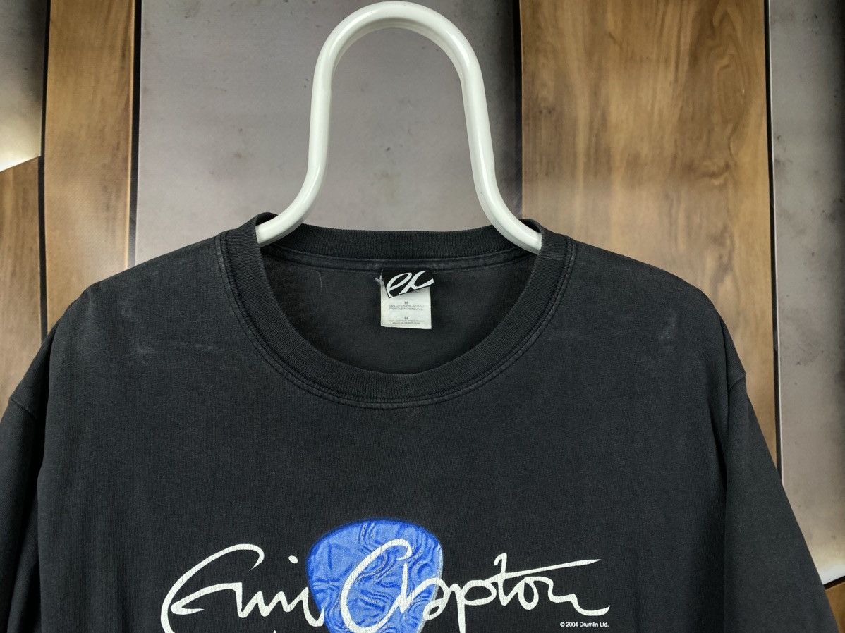 Band Tees 🎸Vintage 2004 T-Shirt Eric Clapton Rock Band VTG Tour Tee🎸 Size US M / EU 48-50 / 2 - 6 Thumbnail
