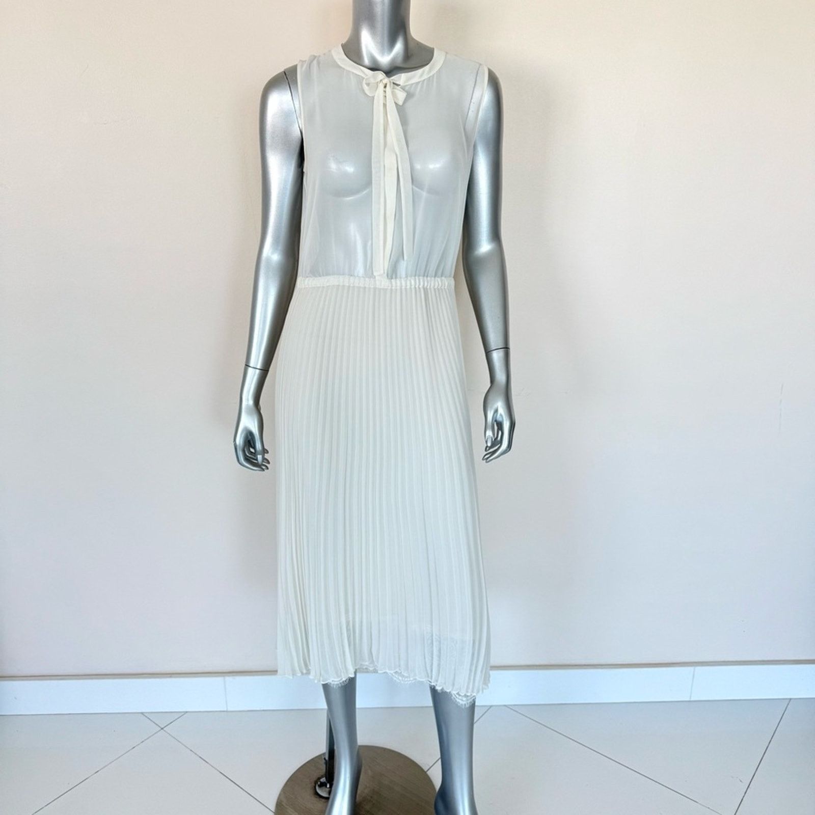 Akris AKRIS Punto women ivory dress size 8 US Retail 1950$ Size M / US 6-8 / IT 42-44 - 1 Thumbnail