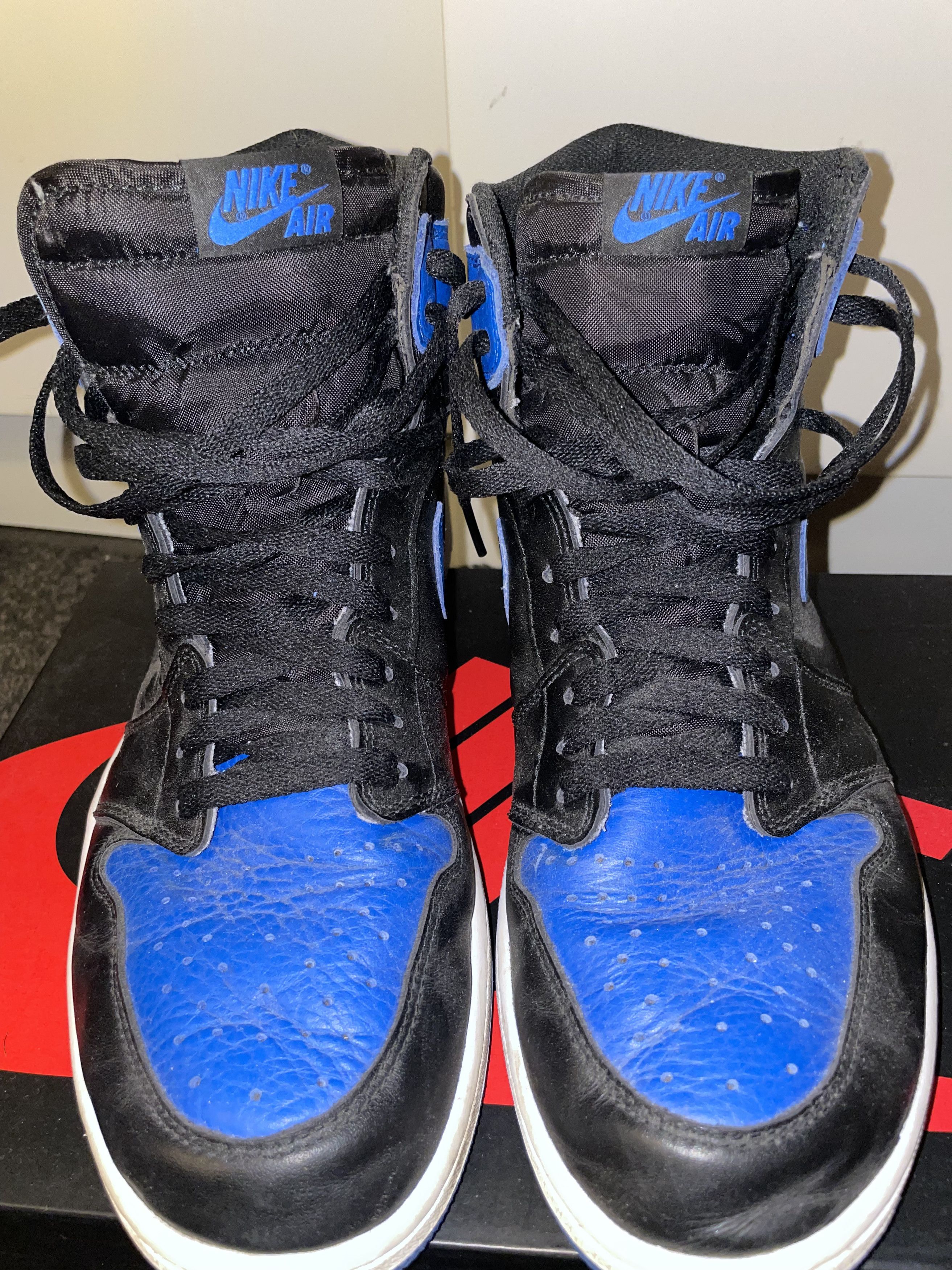 Jordan Brand Air Jordan 1 Retro High OG "2017 Royal" sneakers Size US 12 / EU 45 - 7 Thumbnail