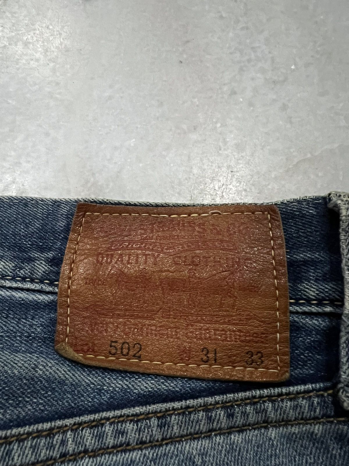 Levi's Vintage Levis 502 Faded Blue Distress Jeans Size US 31 - 20 Thumbnail