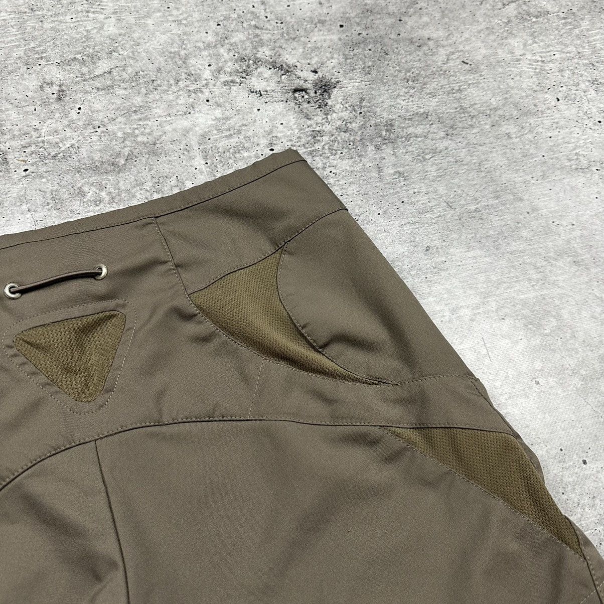 Nike ACG Vintage Nike ACG Shorts Brown Women’s Size US 4 Size 27" / US 4 / IT 40 - 13 Thumbnail