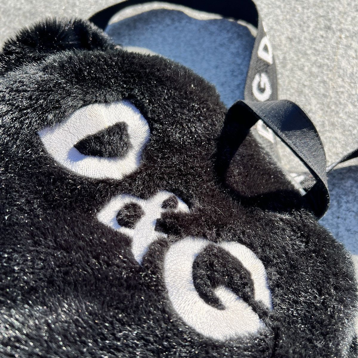 Designer × Dolce & Gabbana × Saint Laurent Paris 🐨Dolce Gabbana fur🐺 backpack Size ONE SIZE - 2 Thumbnail