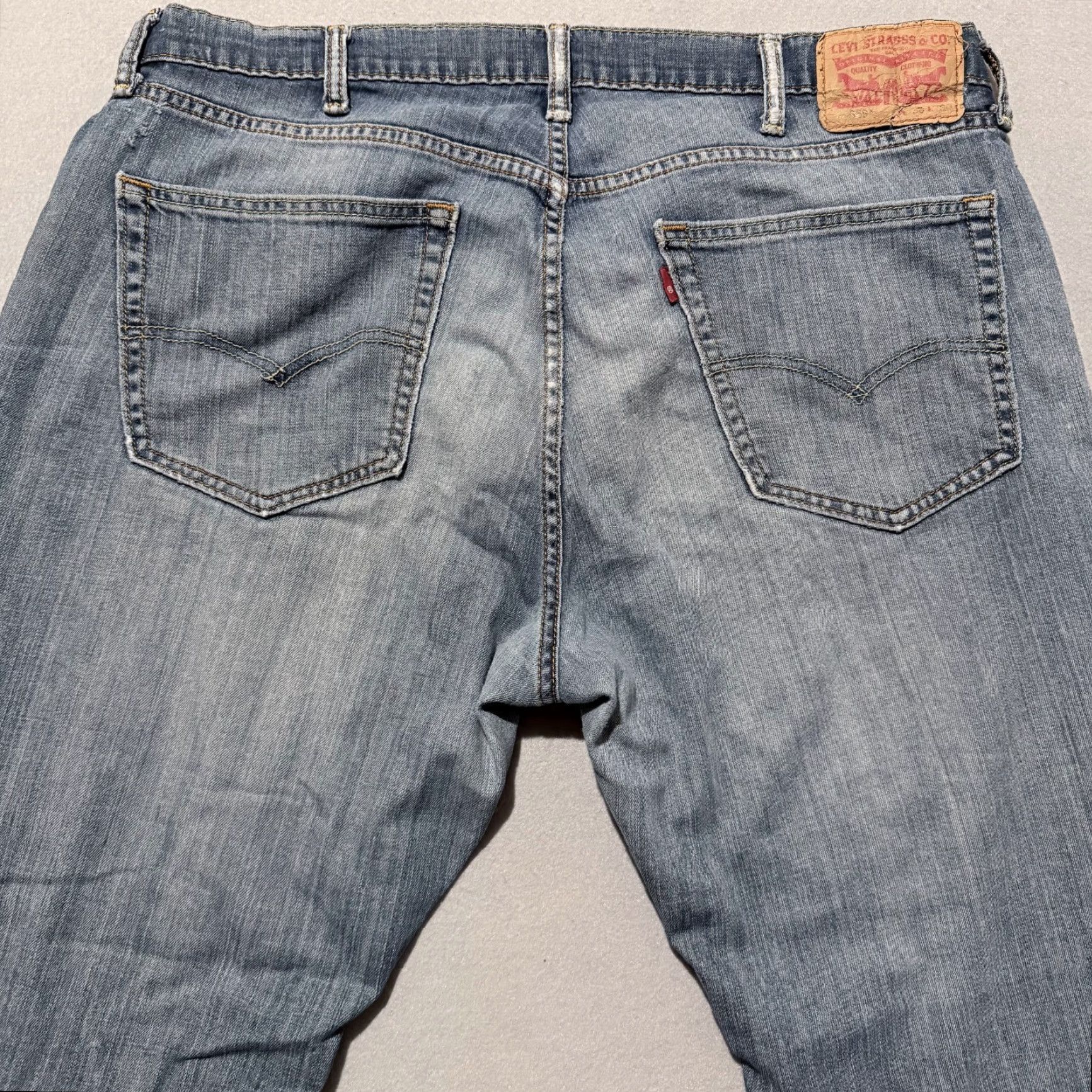 Levi's Levi's 559 Jeans Men Blue Distressed Patch Relaxed Straight - 38x30 Size US 38 / EU 54 - 4 Thumbnail