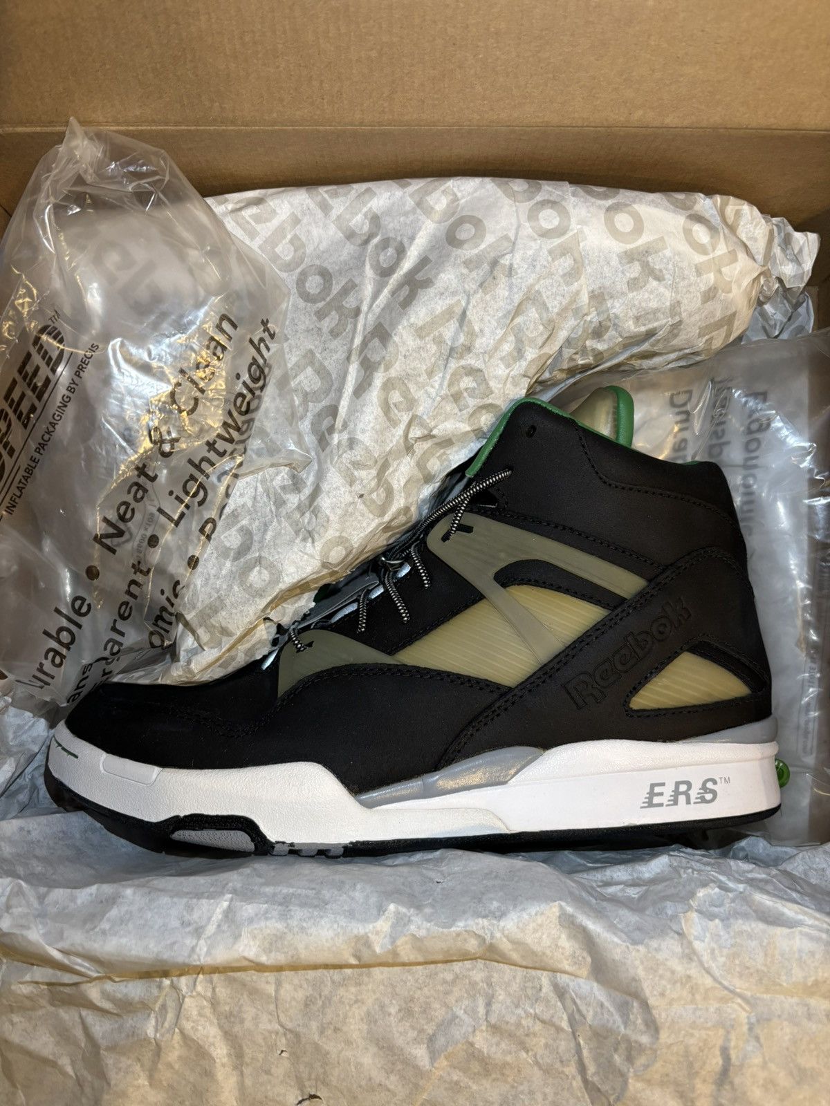 Reebok REEBOK PUMP OMNI ZONE LT SOLEBOX Size US 10 / EU 43 - 4 Thumbnail