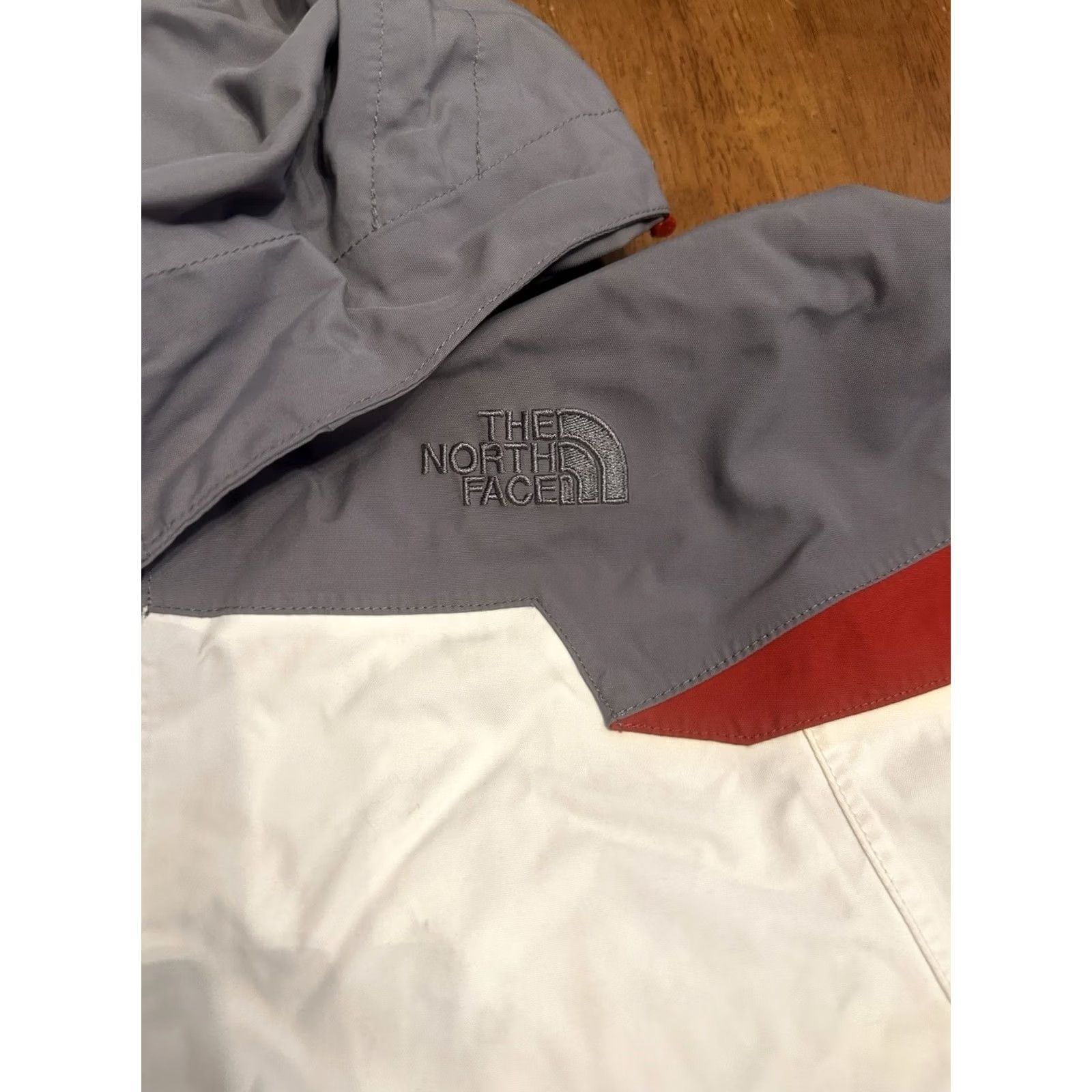 The North Face The North Face Hyvent Jacket Men XL Tri Tone Outdoors Ski Rain Hooded Red Regular Nylon Solid Mens Jacket Size US XL / EU 56 / 4 - 5 Thumbnail