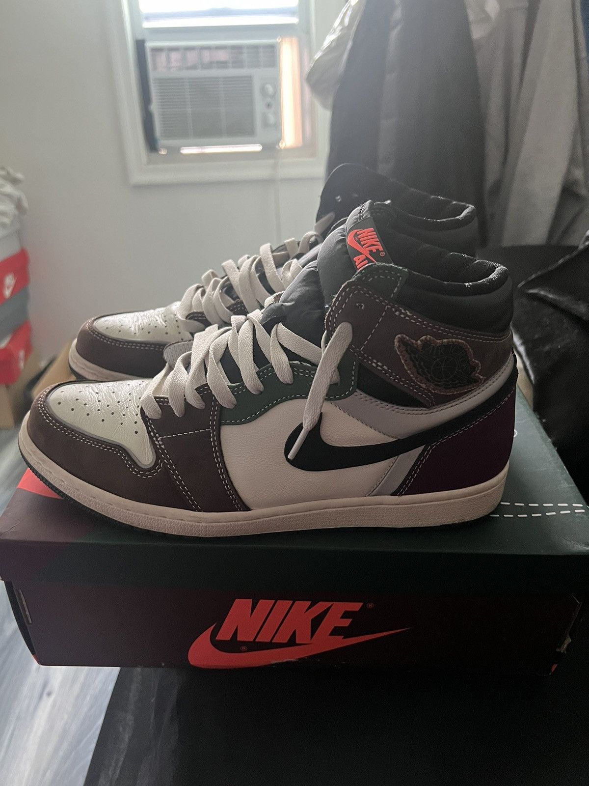 Jordan Brand × Nike Air Jordan 1 High OG 'Hand Crafted' Size US 10.5 / EU 43-44 - 3 Thumbnail