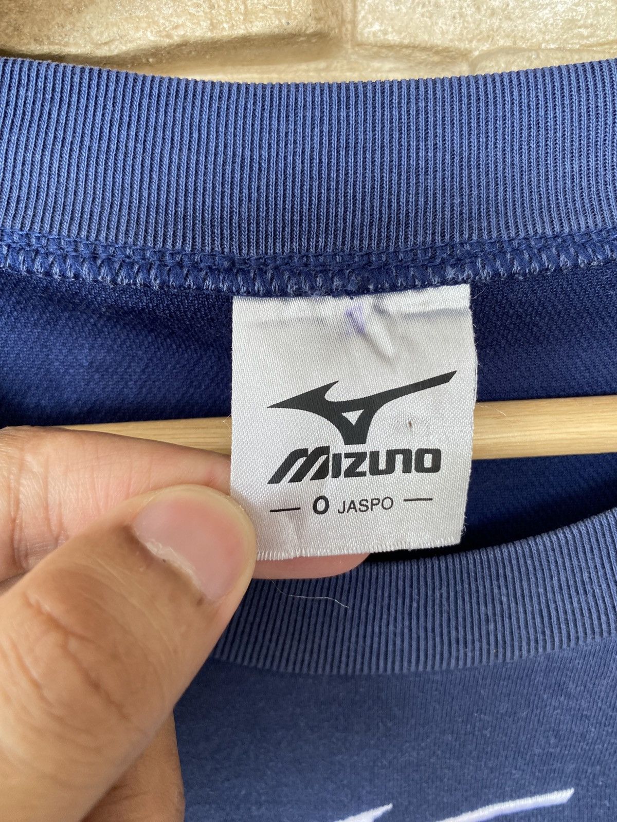 Mizuno Vintage Mizuno Center Logo Long Sleeve Tees Size US L / EU 52-54 / 3 - 7 Thumbnail