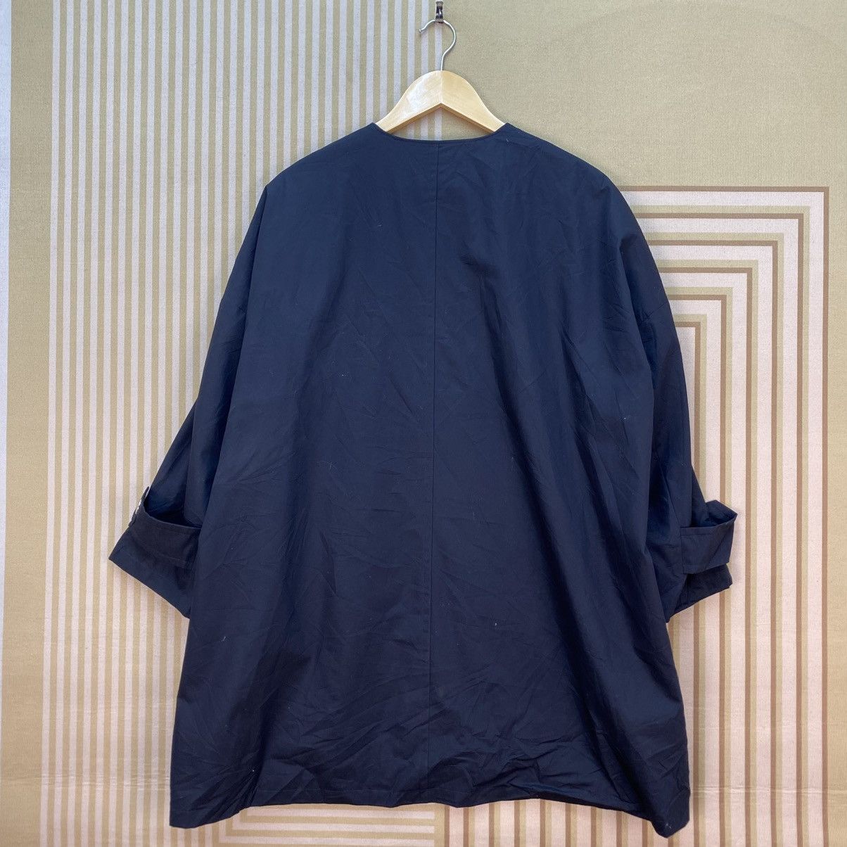 Mackintosh 🫶Mackintosh collarless neckline and a single button closure Size M / US 6-8 / IT 42-44 - 2 Thumbnail