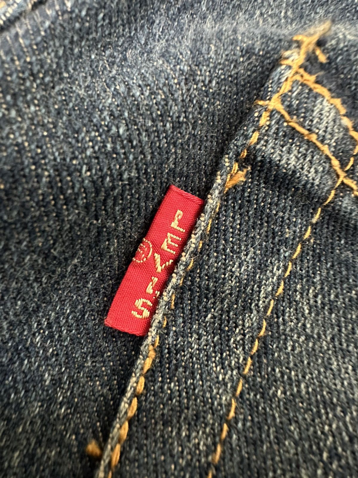 Levi's × Vintage Levi’s- Vintage 501 Buckley Back Indigo Big E Selvedge Jeans Size US 32 / EU 48 - 13 Thumbnail