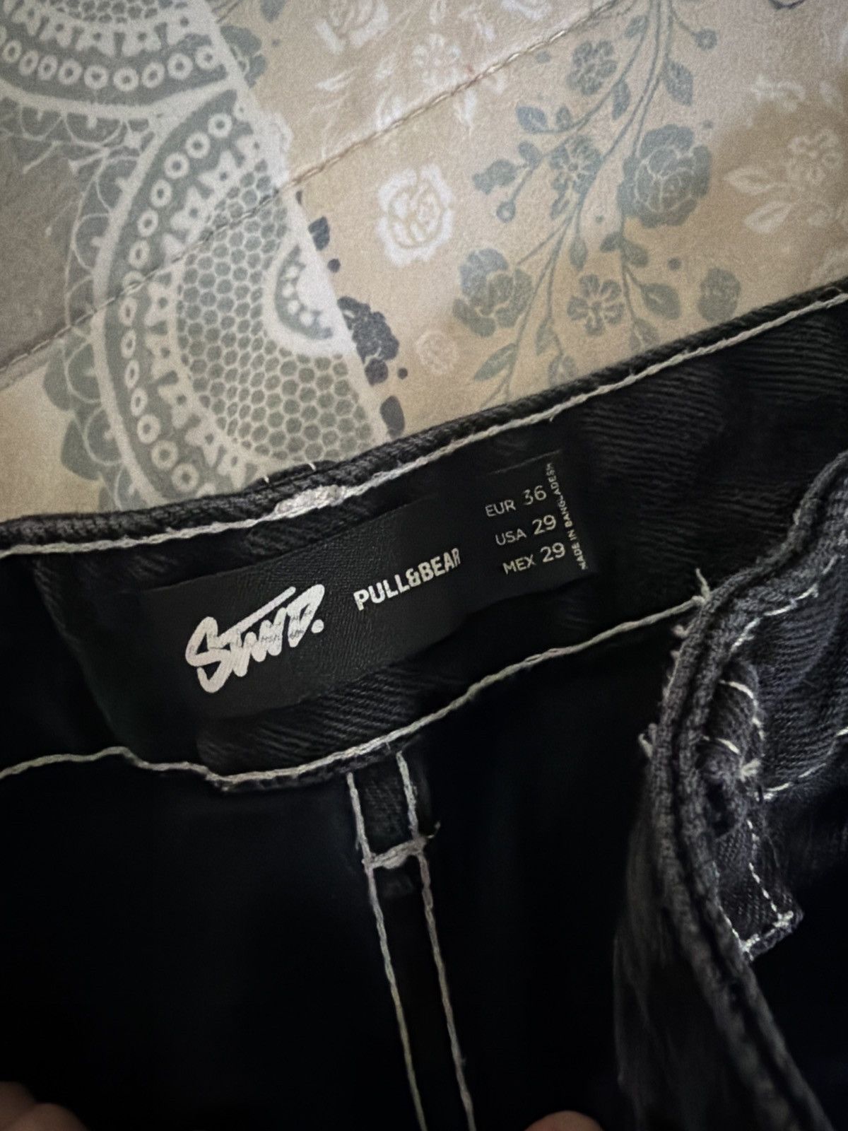 Pull & Bear Black denim pants Size US 26 / EU 42 - 4 Thumbnail