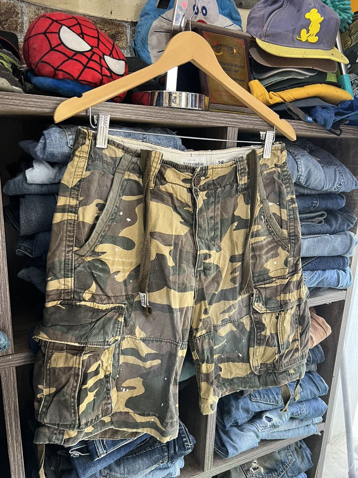 Abercrombie & Fitch 🔥Vintage Abercrombie & Fitch Camo Short Pant Cargo Size US 31 - 8 Thumbnail