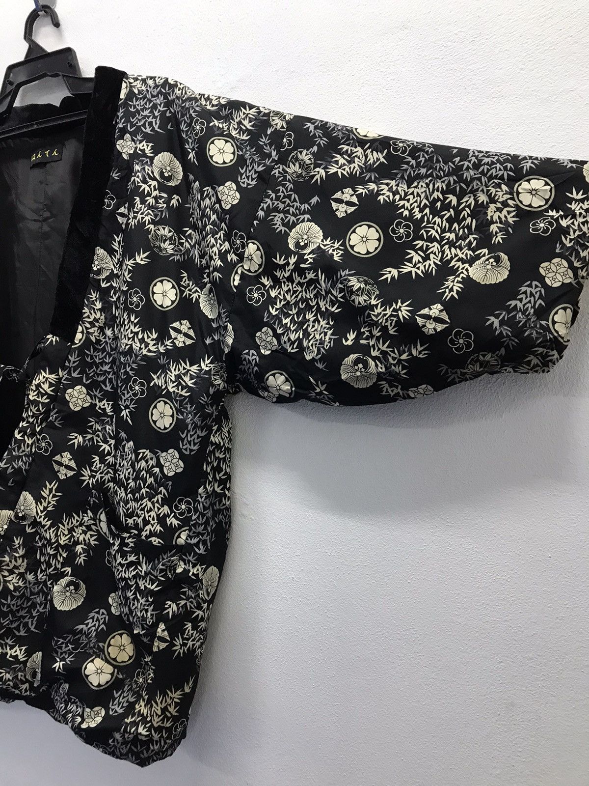 Japanese Brand × Vintage Vintage Japanese Brand Kimono Size US L / EU 52-54 / 3 - 3 Thumbnail