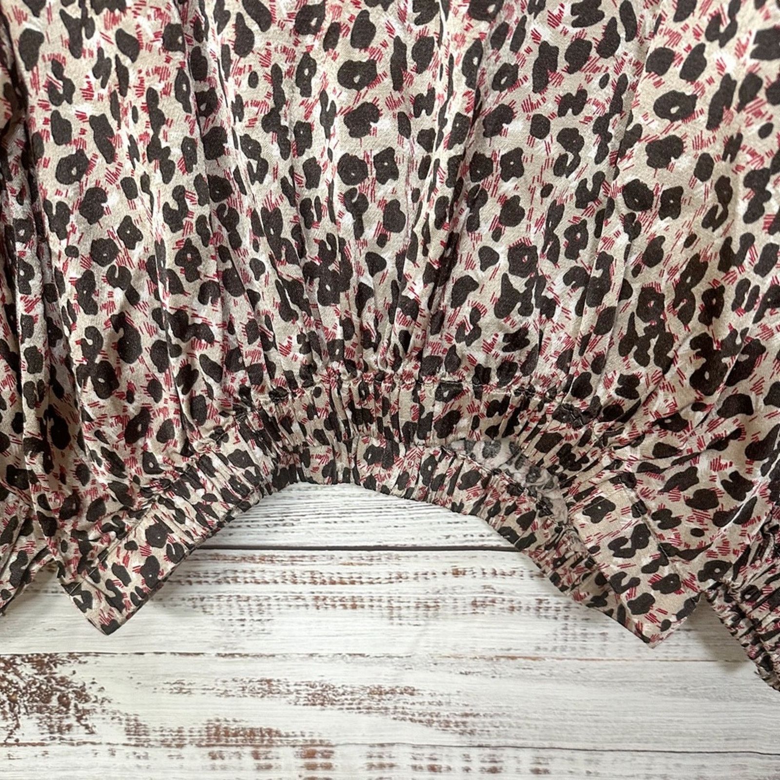Zara Zara Leopard Print Blouson Sleeve Sateen Shirt, EUC, Small Size S / US 4 / IT 40 - 7 Thumbnail