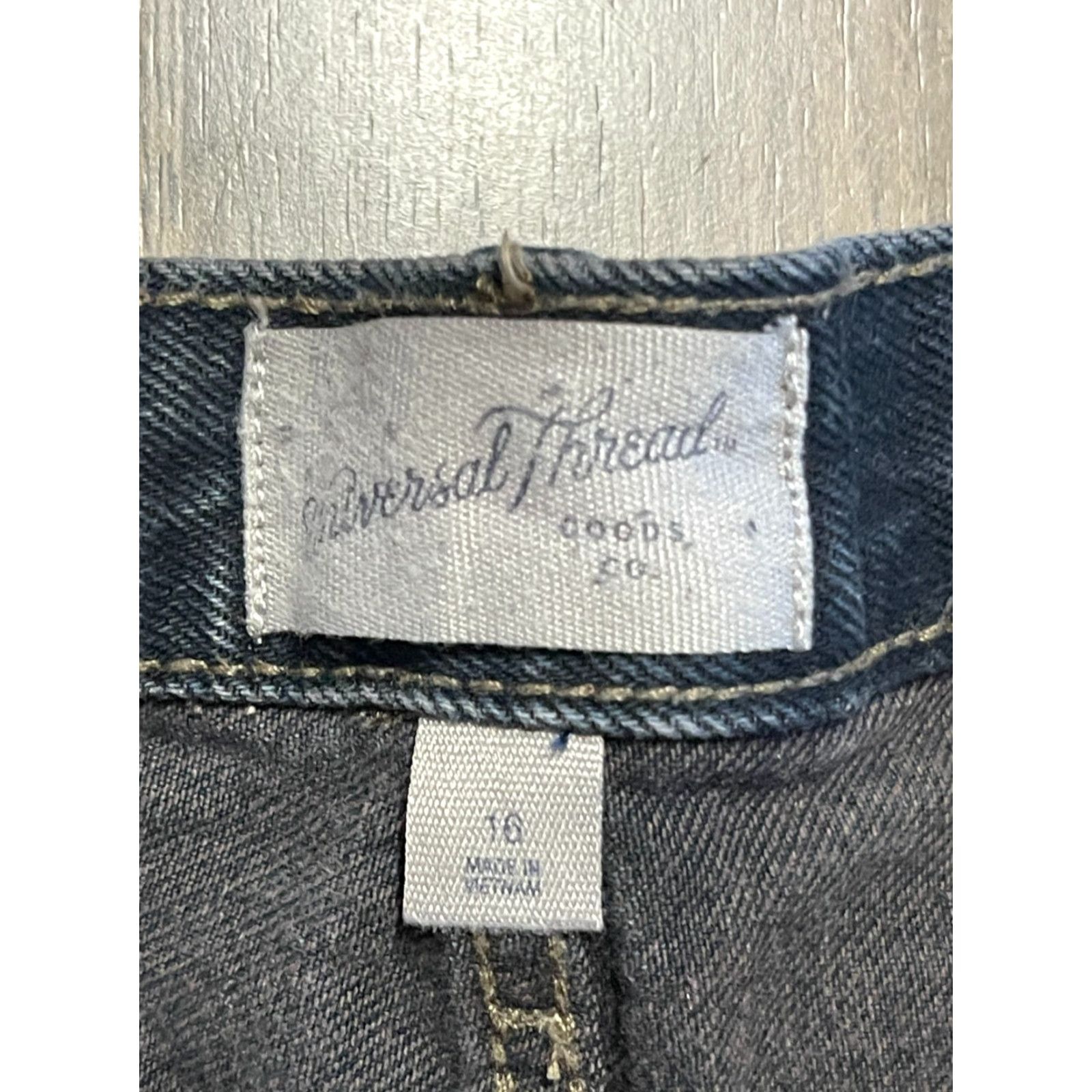 Vintage Universal Thread Shorts Women Size 16 Black Denim Cut-Off Solid University Modern Womens Size 38" / US 16 / IT 52 - 6 Thumbnail