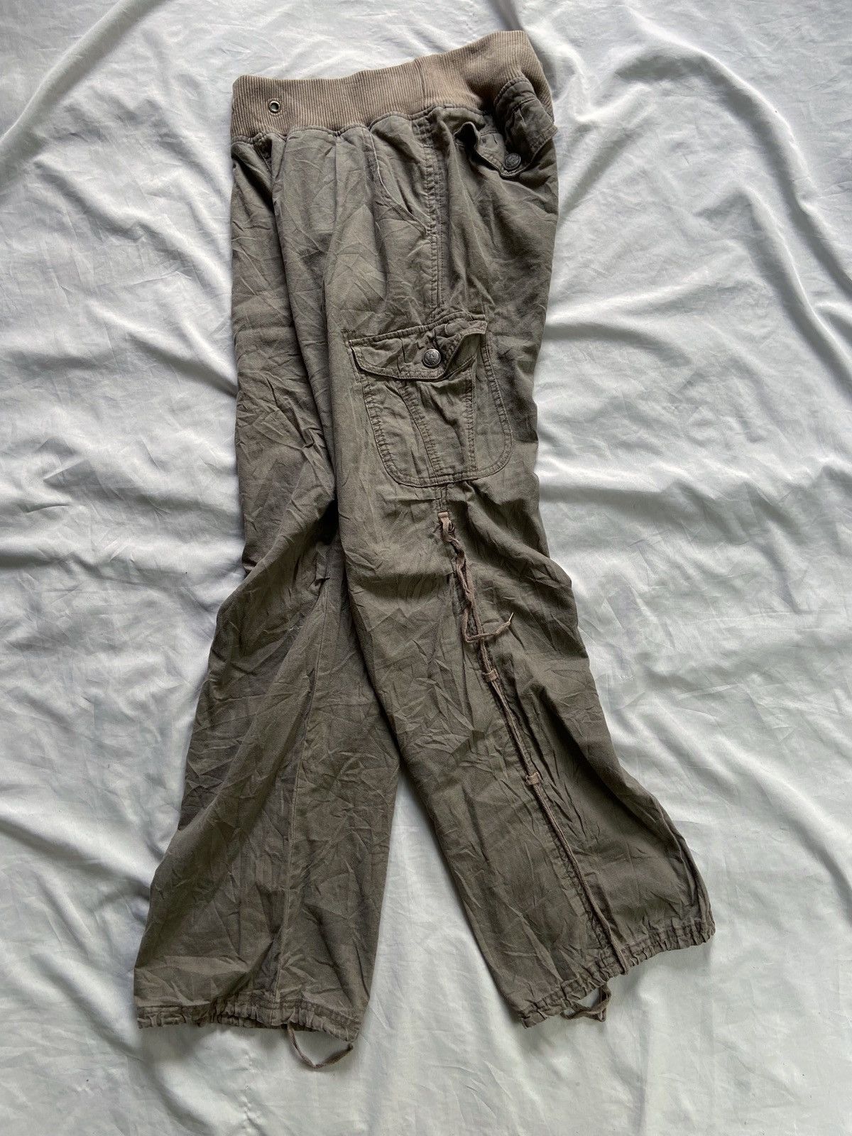 semanticdesign SEMANTIC DESIGN FLARED CARGO PANTS Size US 31 - 5 Thumbnail