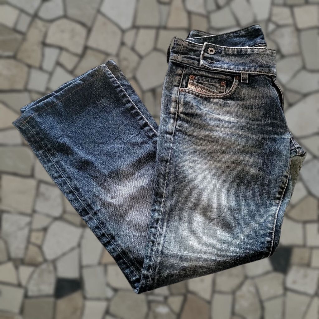 Diesel Diesel Cherone L.34 Women’s Jeans – W28 L28 – Bootcut – Made in Italy – Vintage Blue Denim Jeans Size 28" / US 6 / IT 42 - 1 Thumbnail