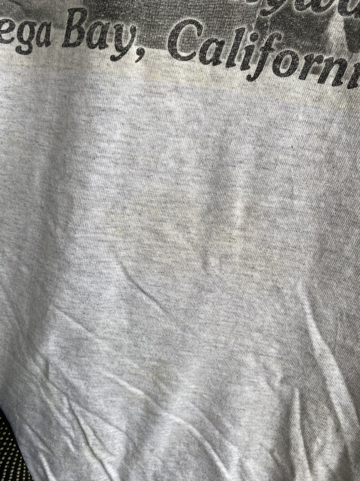 Vintage The Birds Alfred Hitchcock Bodega Bay California Movie Tee Size US XL / EU 56 / 4 - 7 Thumbnail