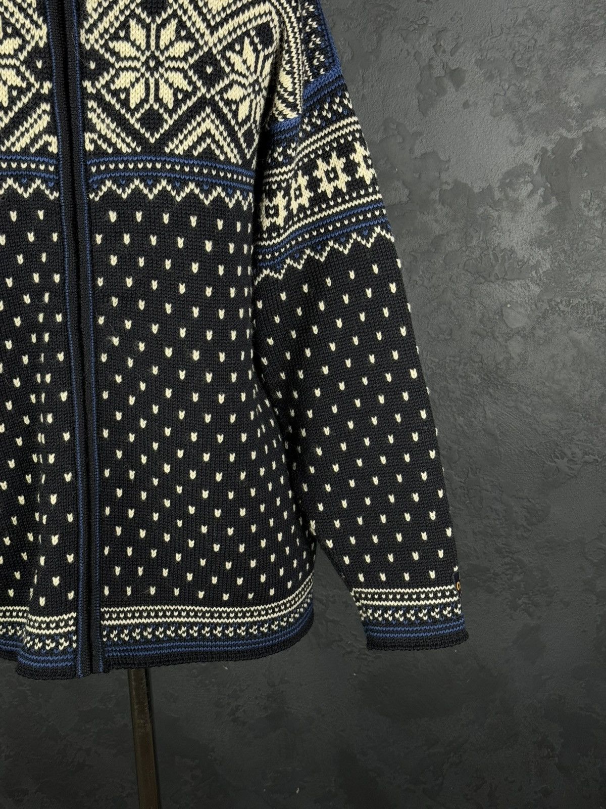Dale Of Norway Dale of Norway Full Zip Wool Sweater Size M Size US M / EU 48-50 / 2 - 5 Thumbnail