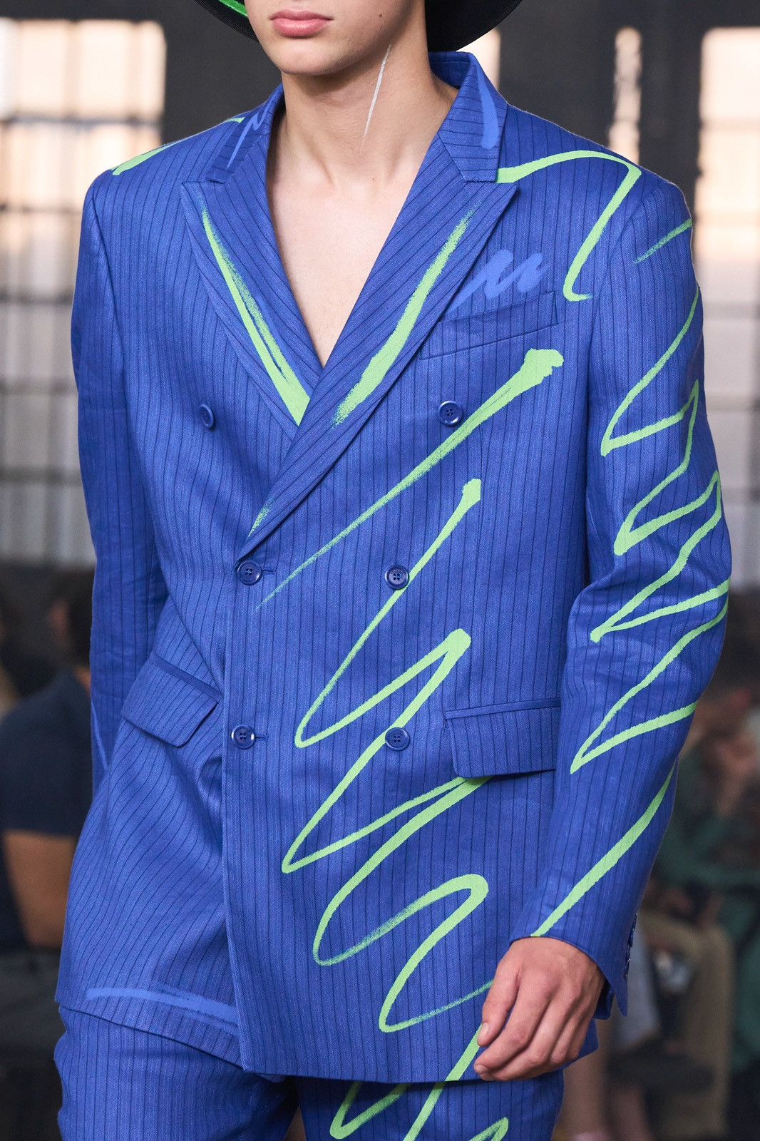 Moschino !DS! AW22 Moschino Graphic Print Double Breasted Blue Blazer Size US M / EU 48-50 / 2 - 4 Thumbnail