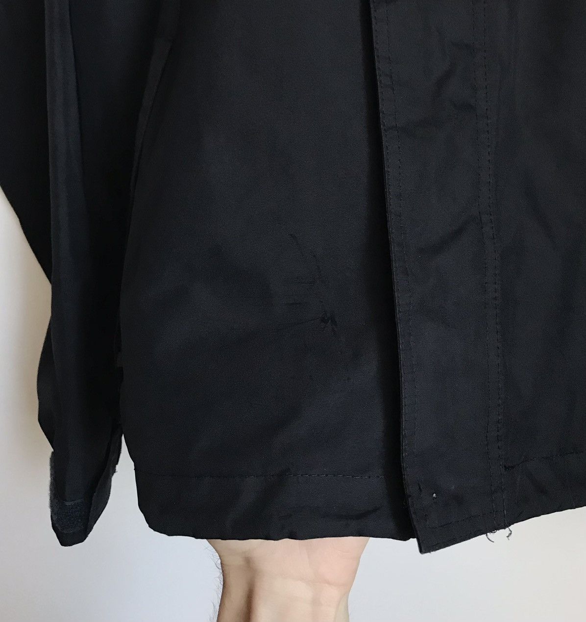 Helly Hansen Vintage Helly Hansen Jacket Hood Zip Windbraker Size US M / EU 48-50 / 2 - 9 Thumbnail