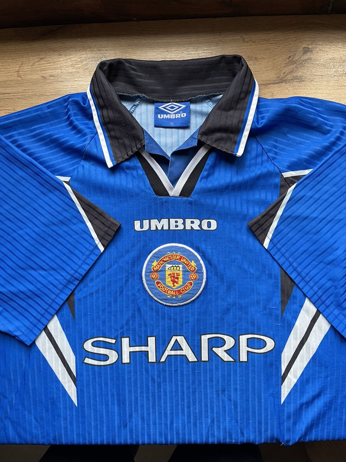 Umbro 1996 Umbro Manchester United Vintage blue soccer jersey Size US XL / EU 56 / 4 - 1 Thumbnail