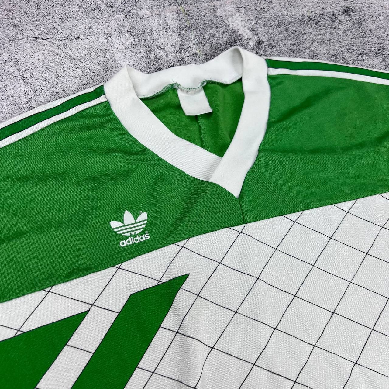 Vintage Adidas Vintage Football Jersey 80s Green & White Size US M / EU 48-50 / 2 - 5 Thumbnail