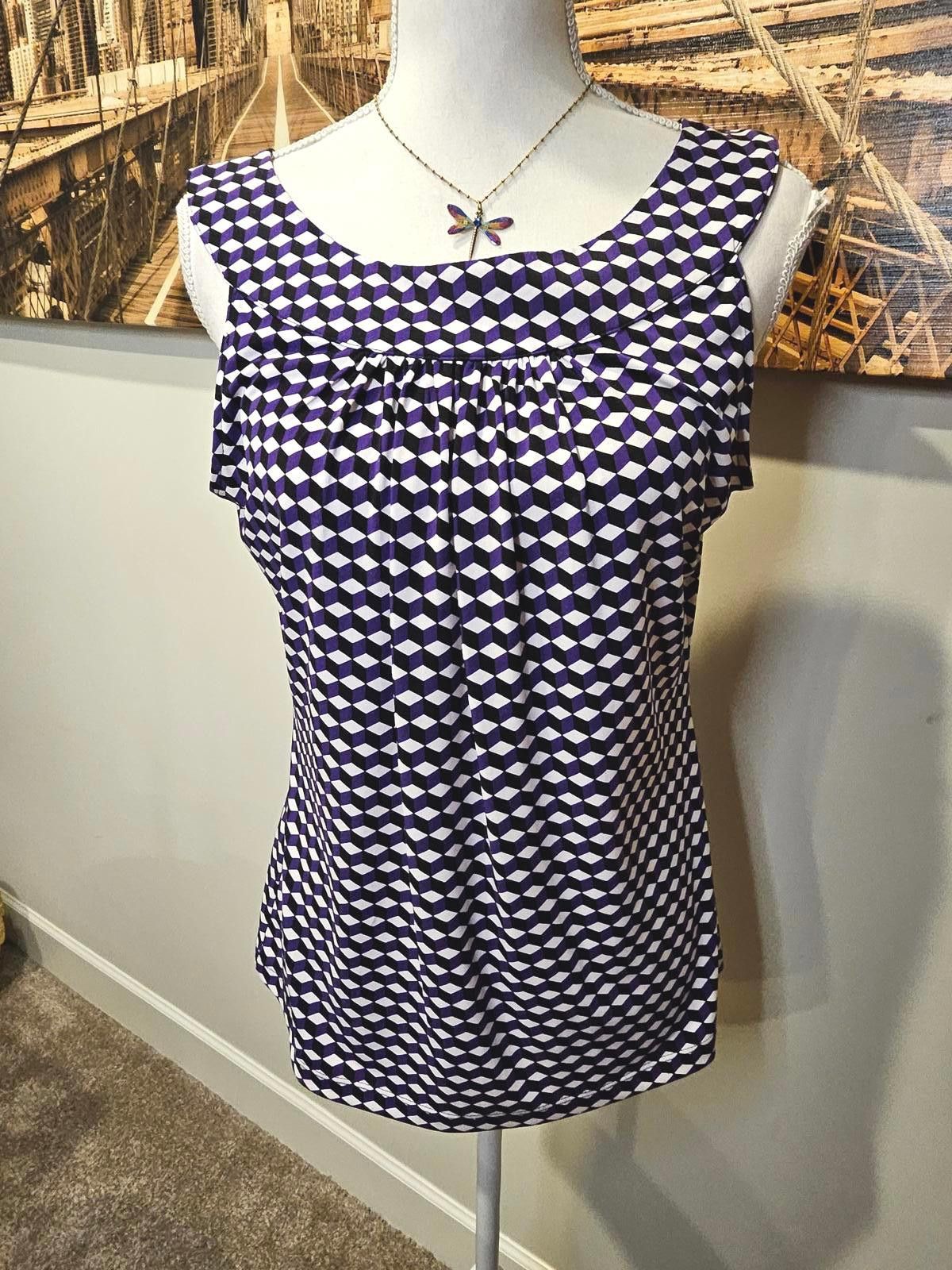 Calvin Klein Calvin Klein Geometric Pattern Top in Purple and Black Size M / US 6-8 / IT 42-44 - 1 Thumbnail