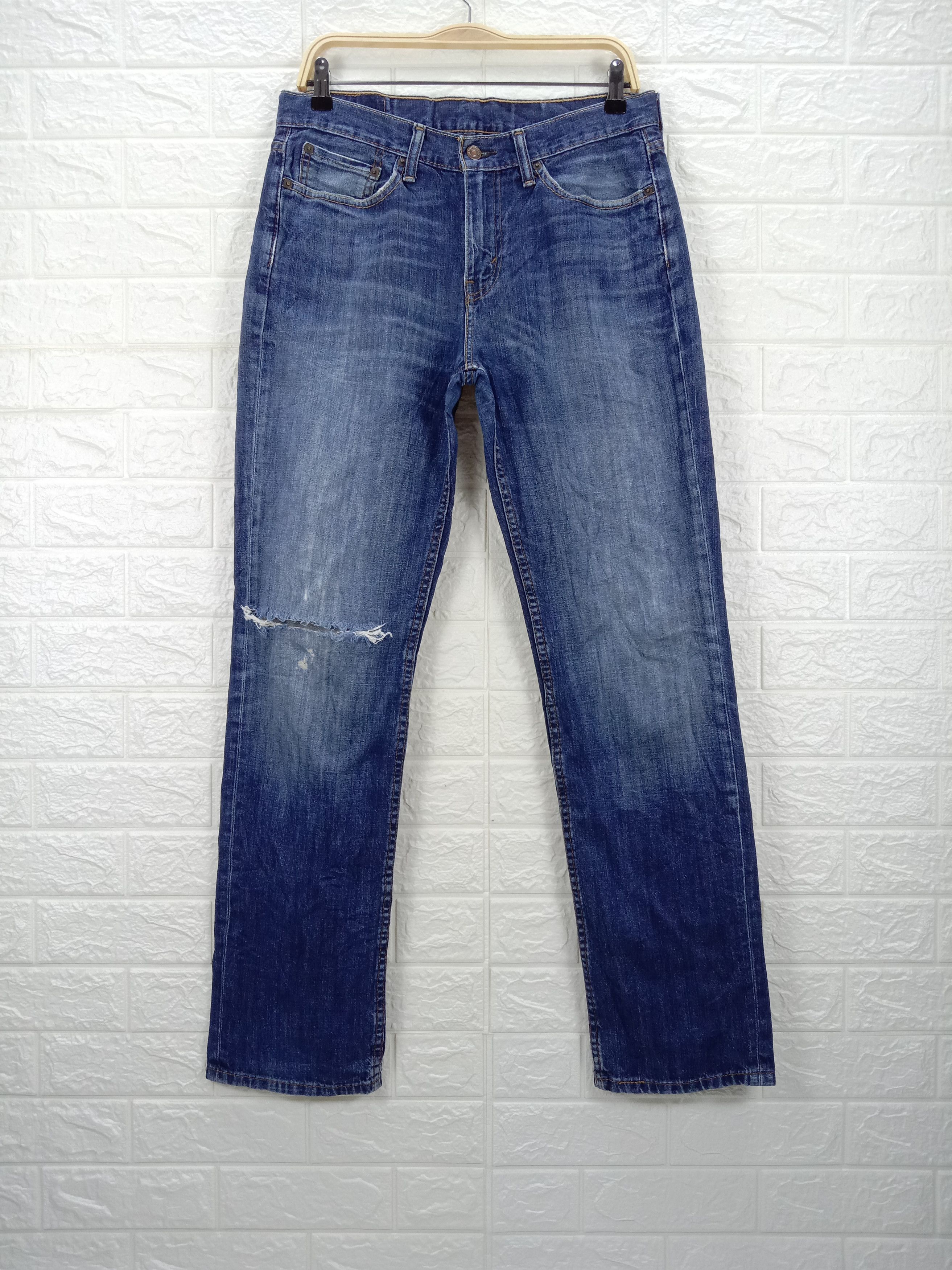 Levi's Vintage Levi's 514 Jeans Slim Straight Distressed Denim Size US 31 - 1 Thumbnail