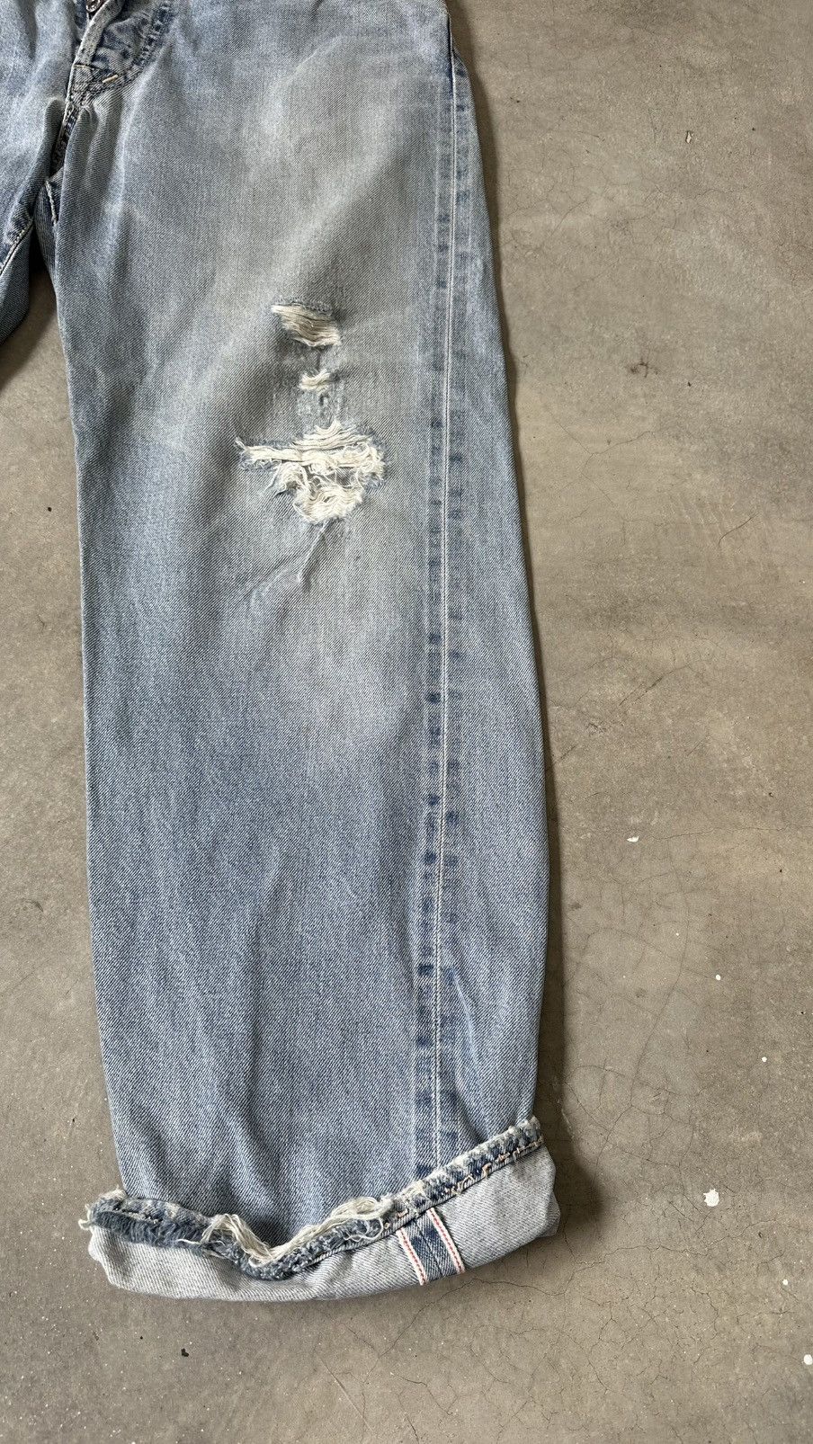 Spellbound VINTAGE LEVIS BUTTON SPELLBOUND DISTRESSED SELVEDGE PANT Size US 34 / EU 50 - 3 Thumbnail