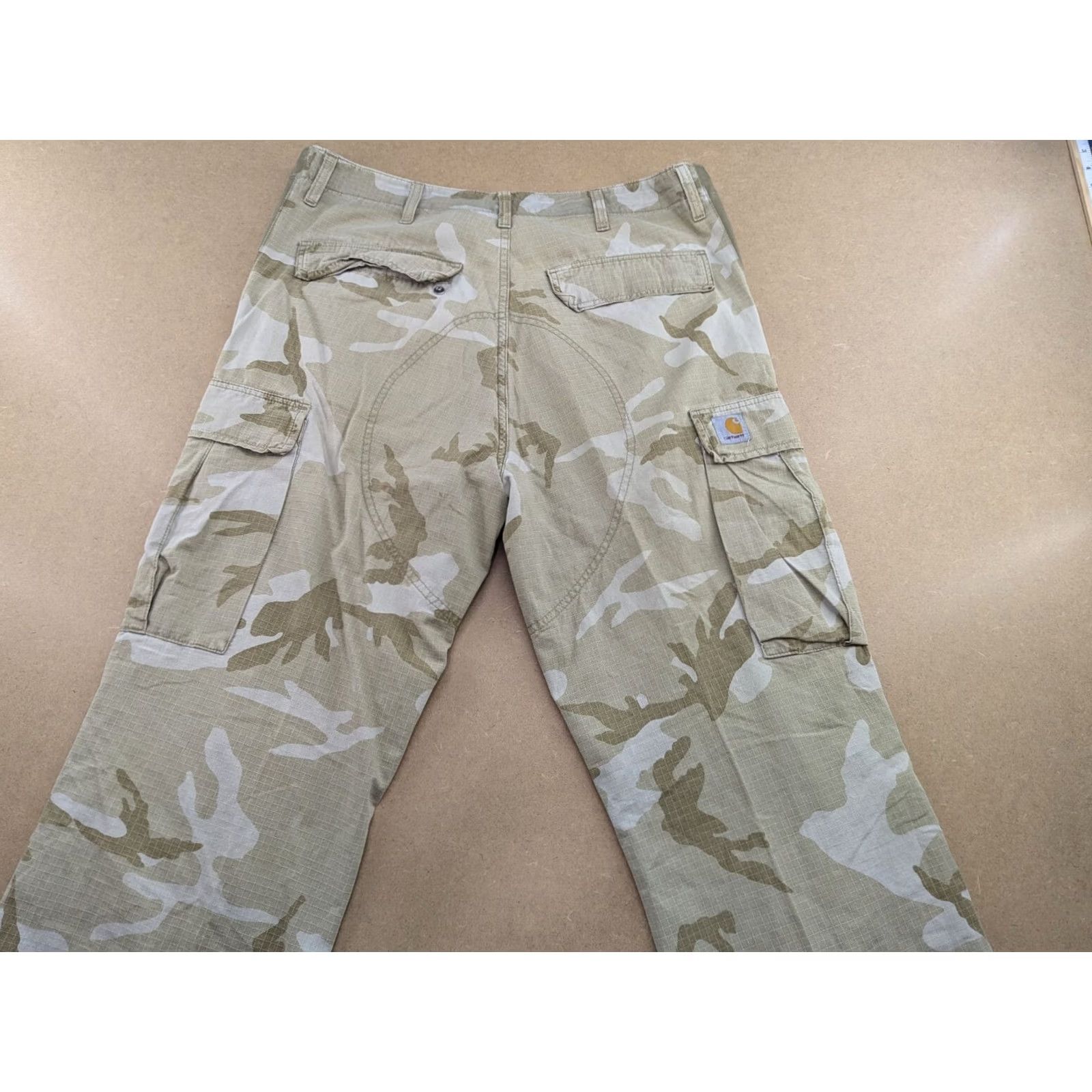 Carhartt VINTAGE Carhartt Cargo Pants Mens 39x 29.5 Camouflage Outdoor Pants Mens Carhartt Cargo Camouflage Outdoor Mens Size US 31 - 2 Thumbnail